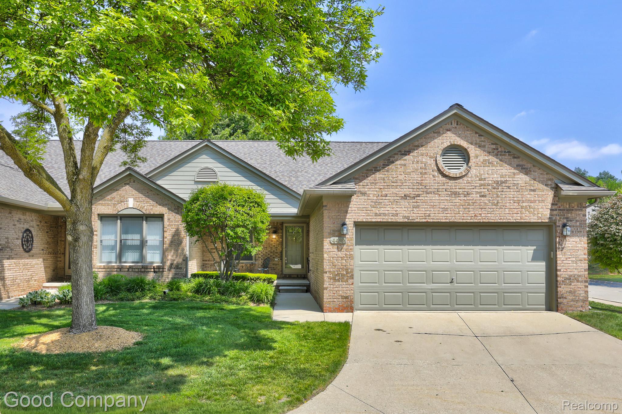 4439, Larkspur, Warren, Michigan, 48092