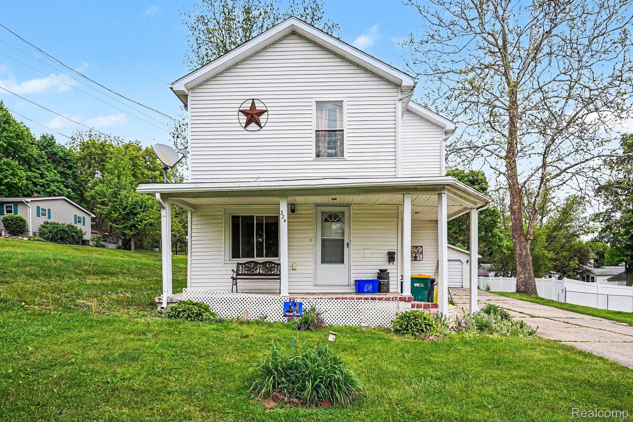 324, George, Flushing, Michigan, 48433