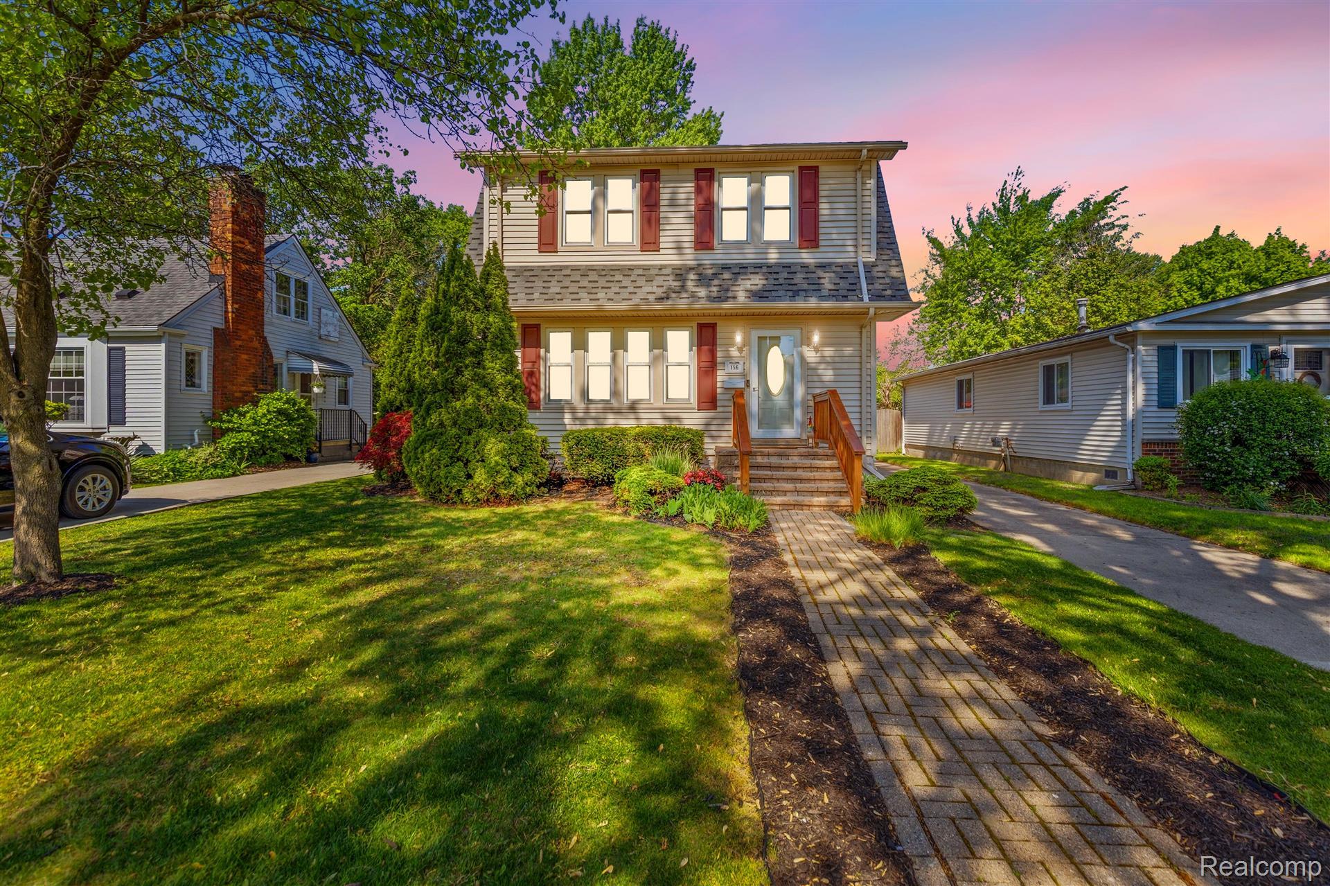 156, Moross, Mt. Clemens, Michigan, 48043