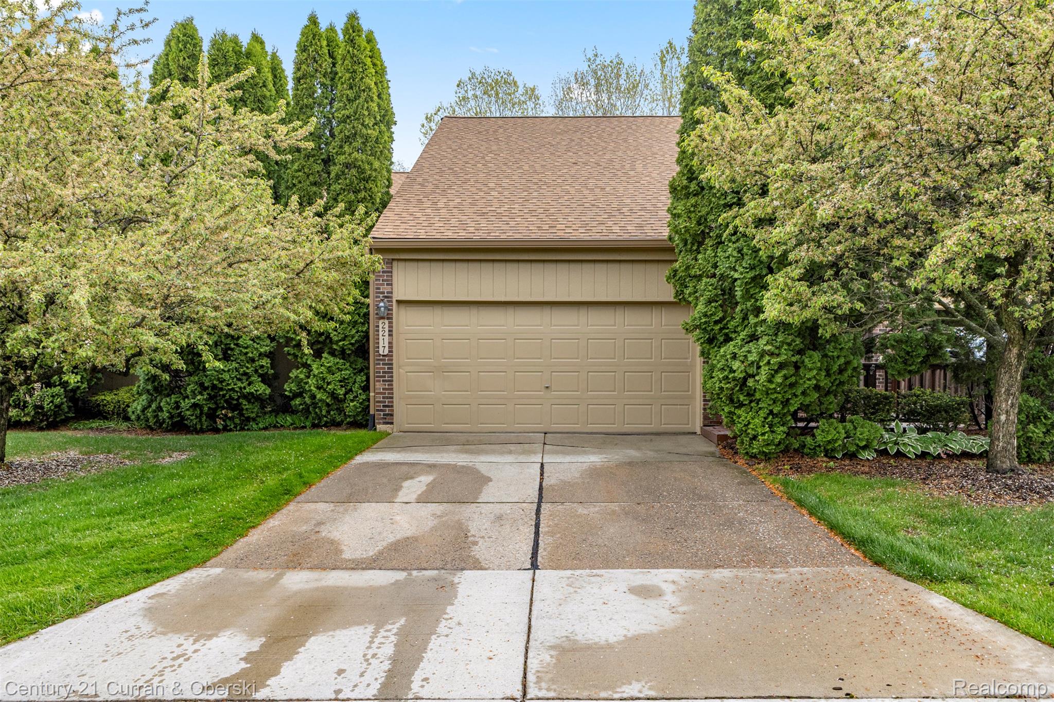 2217, Siboney, Rochester Hills, Michigan, 48309