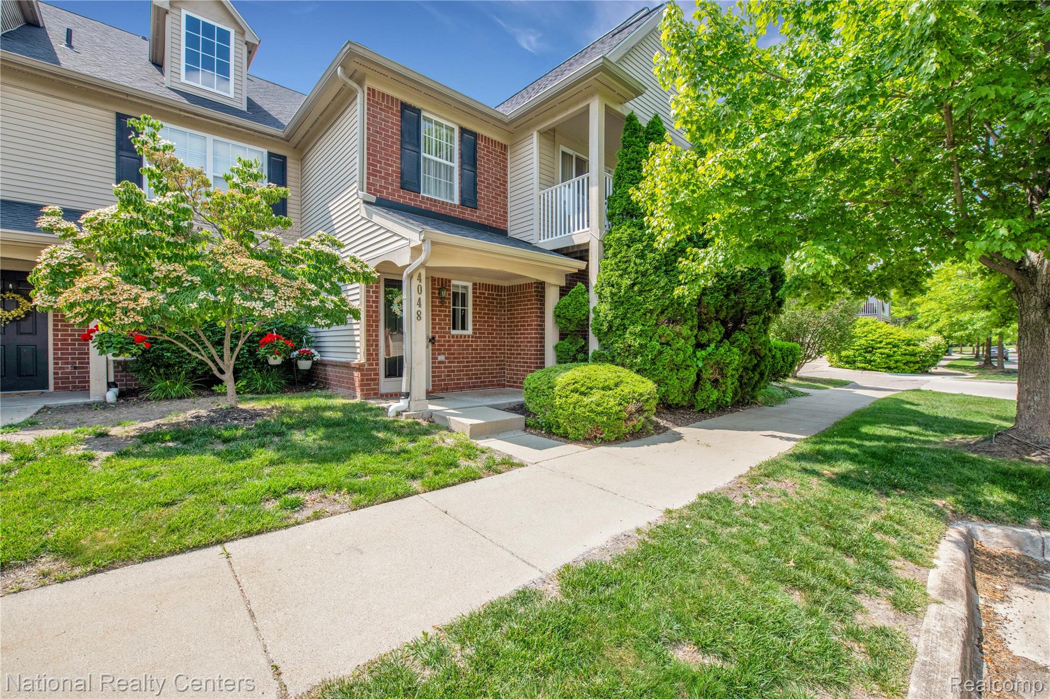 4048, Berkeley, Canton, Michigan, 48188