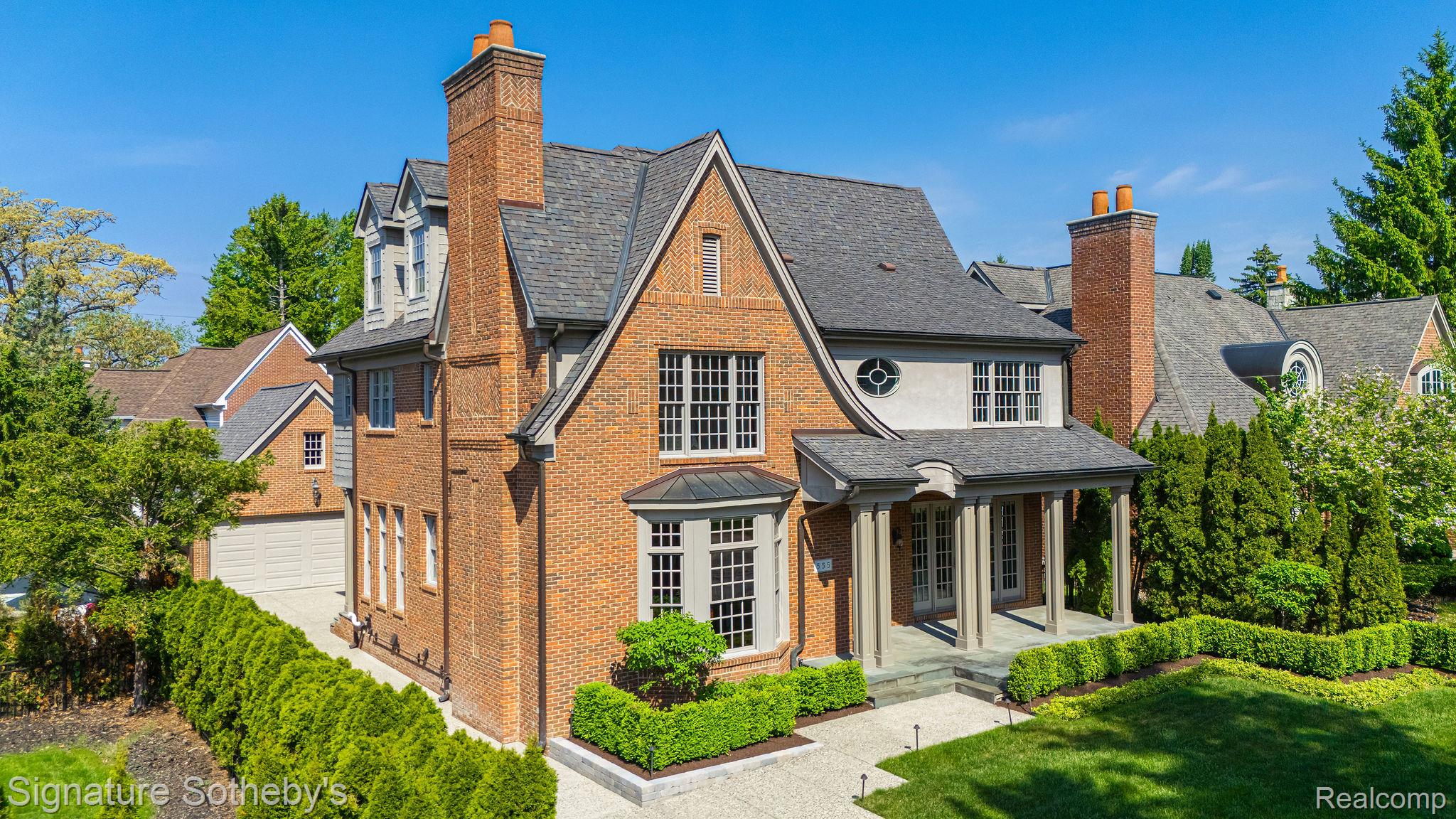555, Baldwin, Birmingham, Michigan, 48009