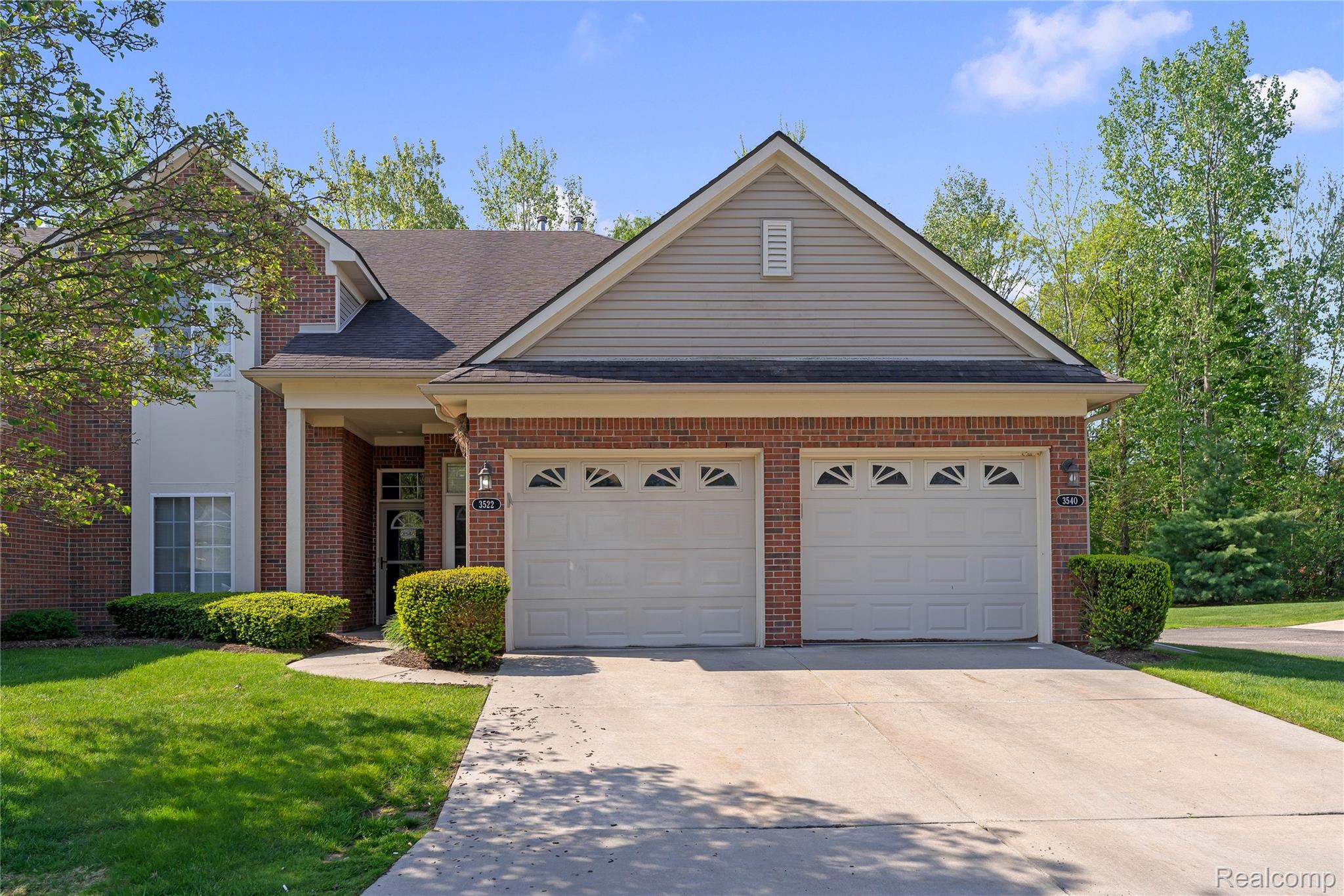 3522, Eagle Creek, Utica, Michigan, 48317