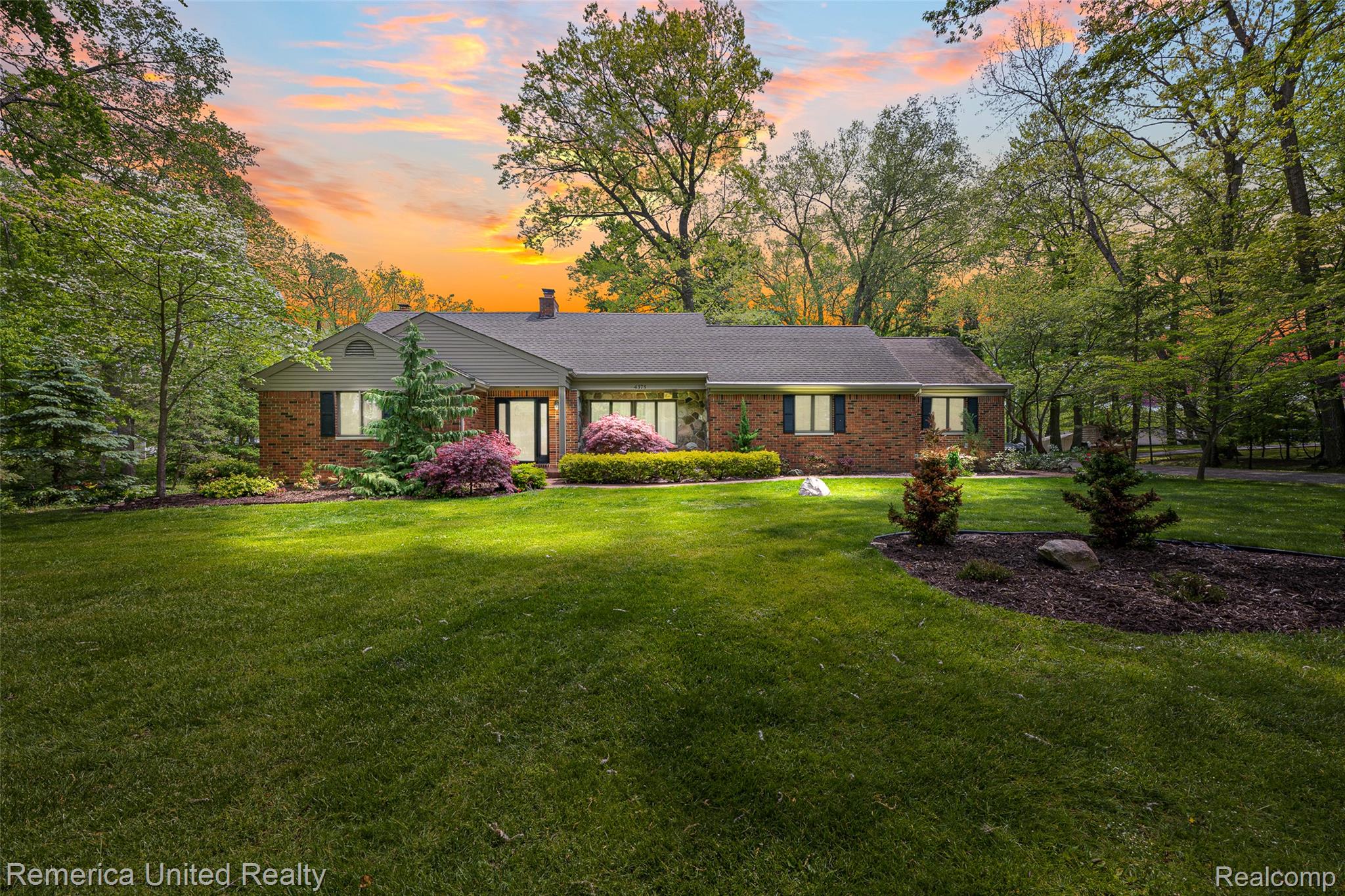 4375, Irene, Howell, Michigan, 48843