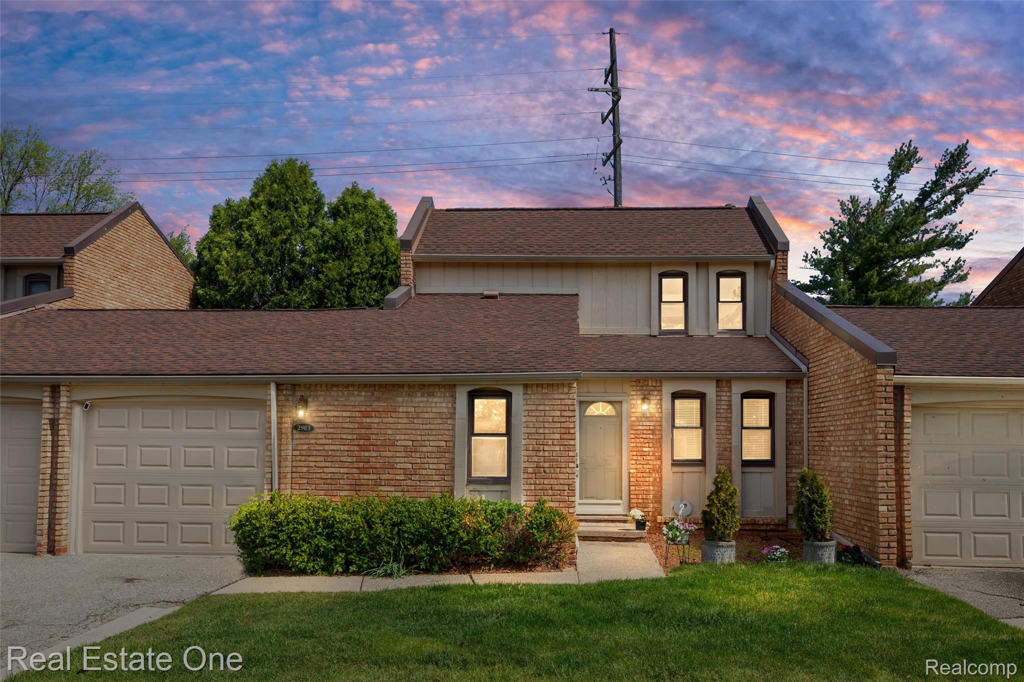 2903, Moon Lake, West Bloomfield, Michigan, 48323