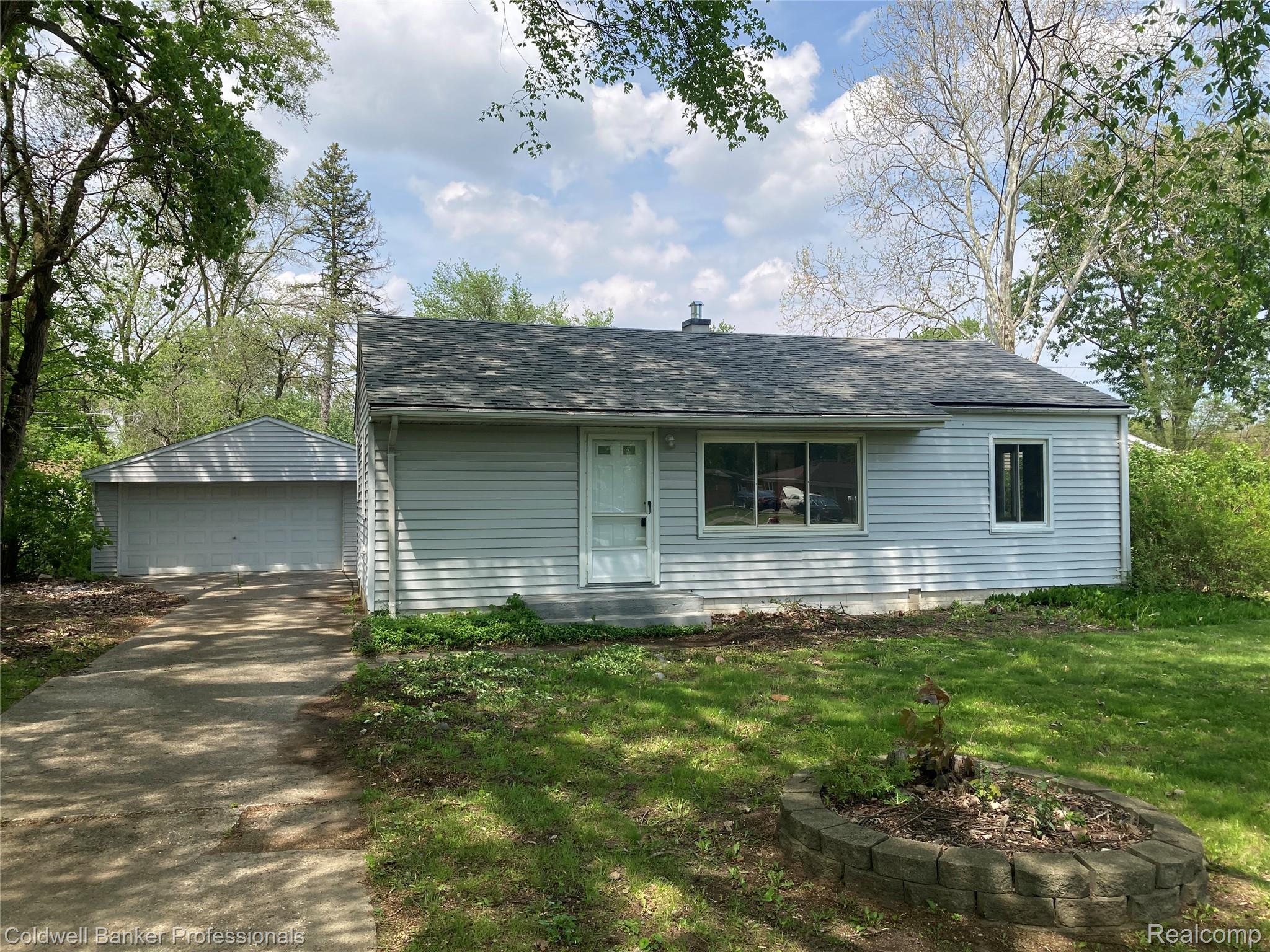 7101, Reber, Shelby Twp, Michigan, 48317