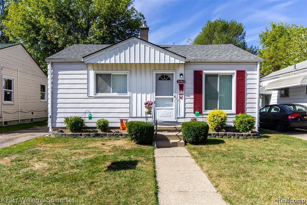 21503, Eastwood, Warren, Michigan, 48089