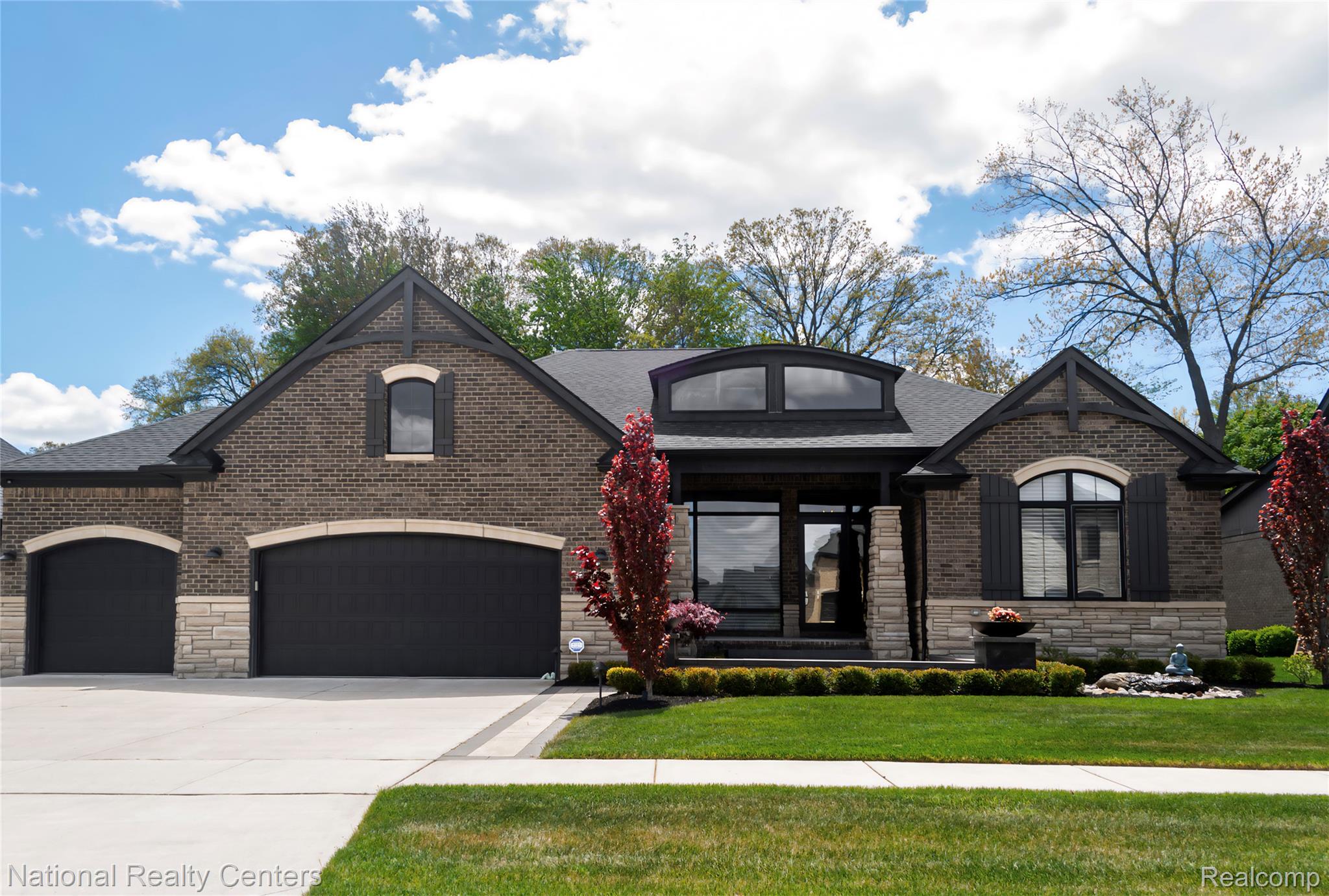 14170, Kings Park, Utica, Michigan, 48315