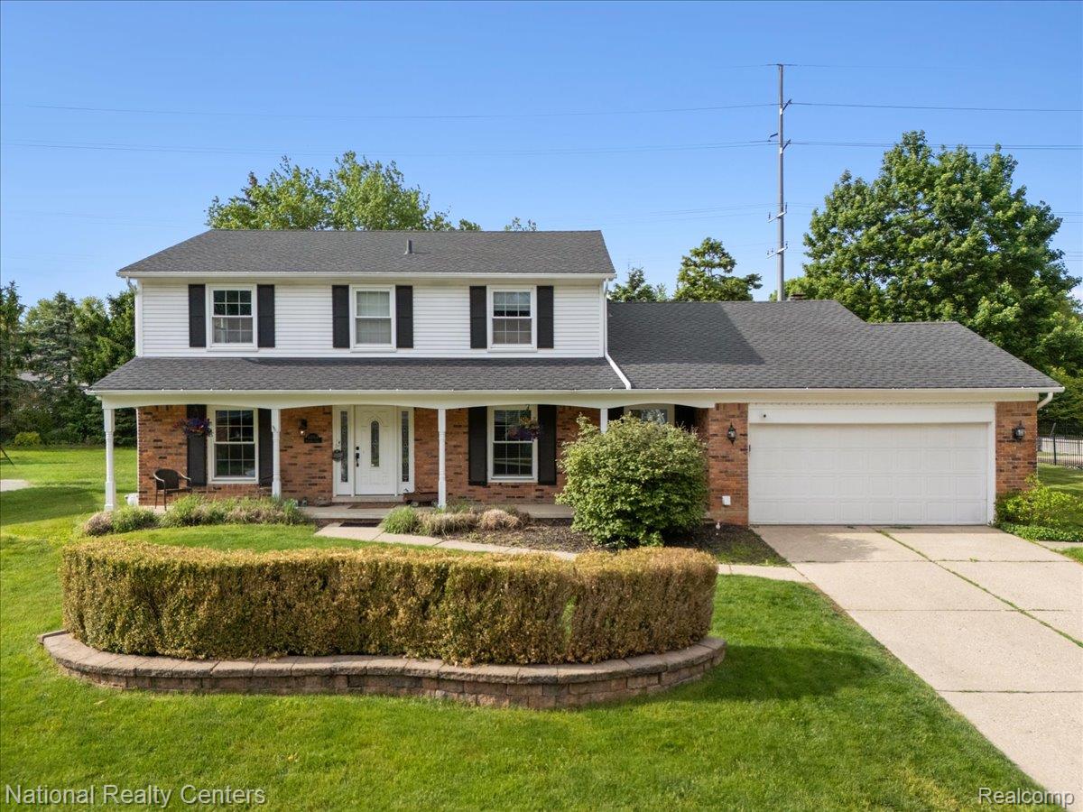 42054, Baintree, Northville, Michigan, 48168