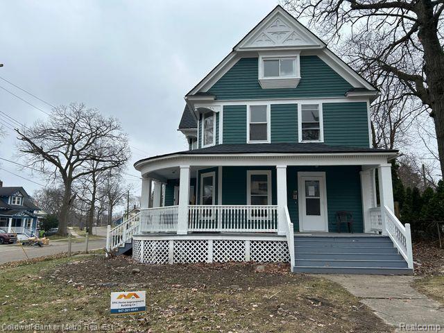 82, PALMER, Pontiac, Michigan, 48341