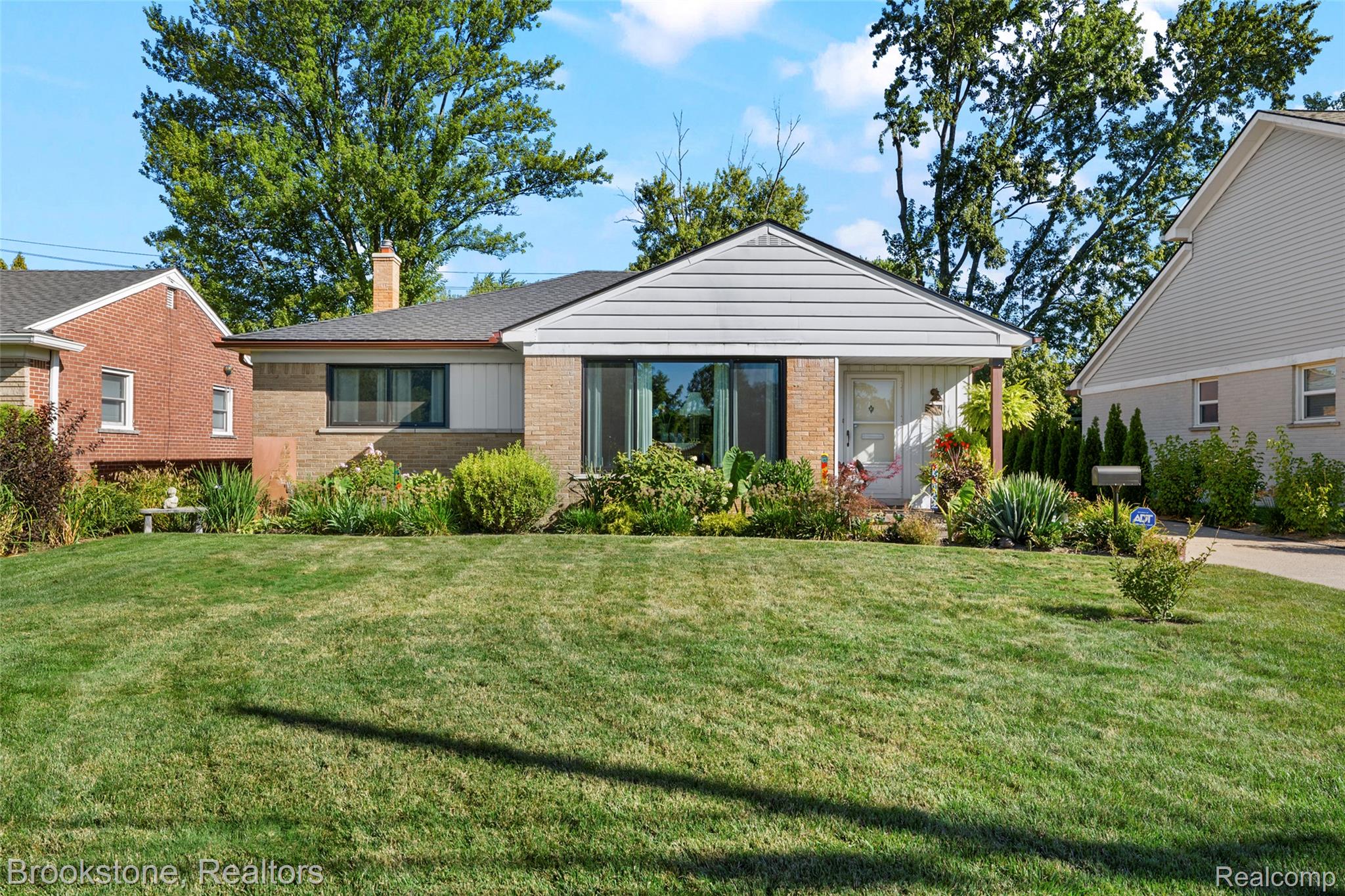18474, Beverly, Beverly Hills, Michigan, 48025