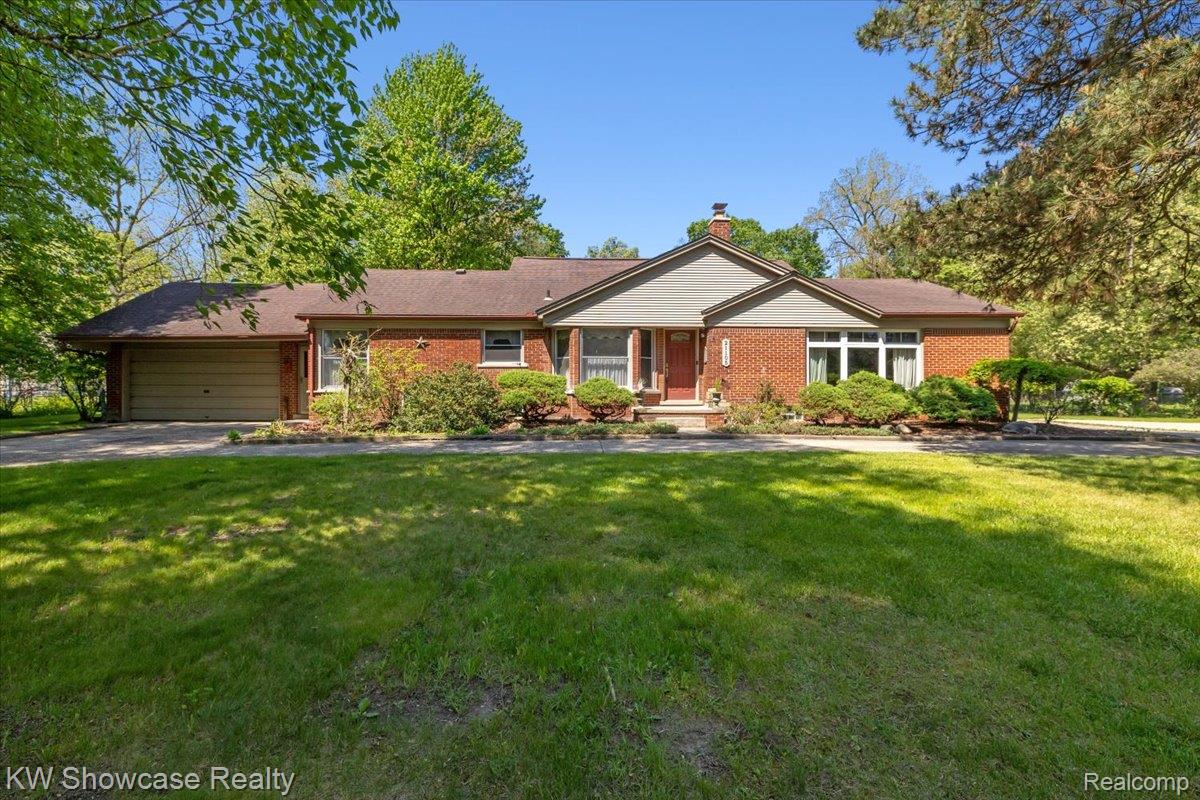 21105, Hugo, Farmington, Michigan, 48336