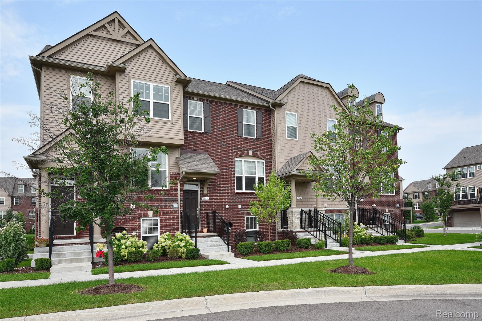 2888, Glenbar, Rochester, Michigan, 48307