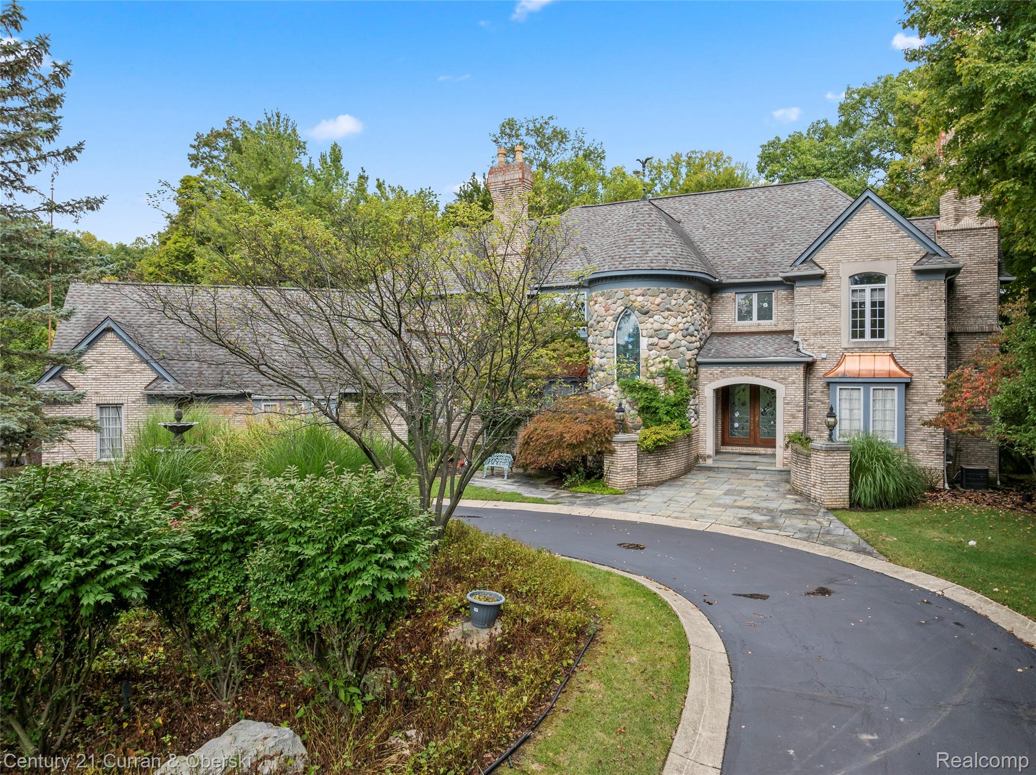 34062, Lyncroft, Farmington Hills, Michigan, 48331
