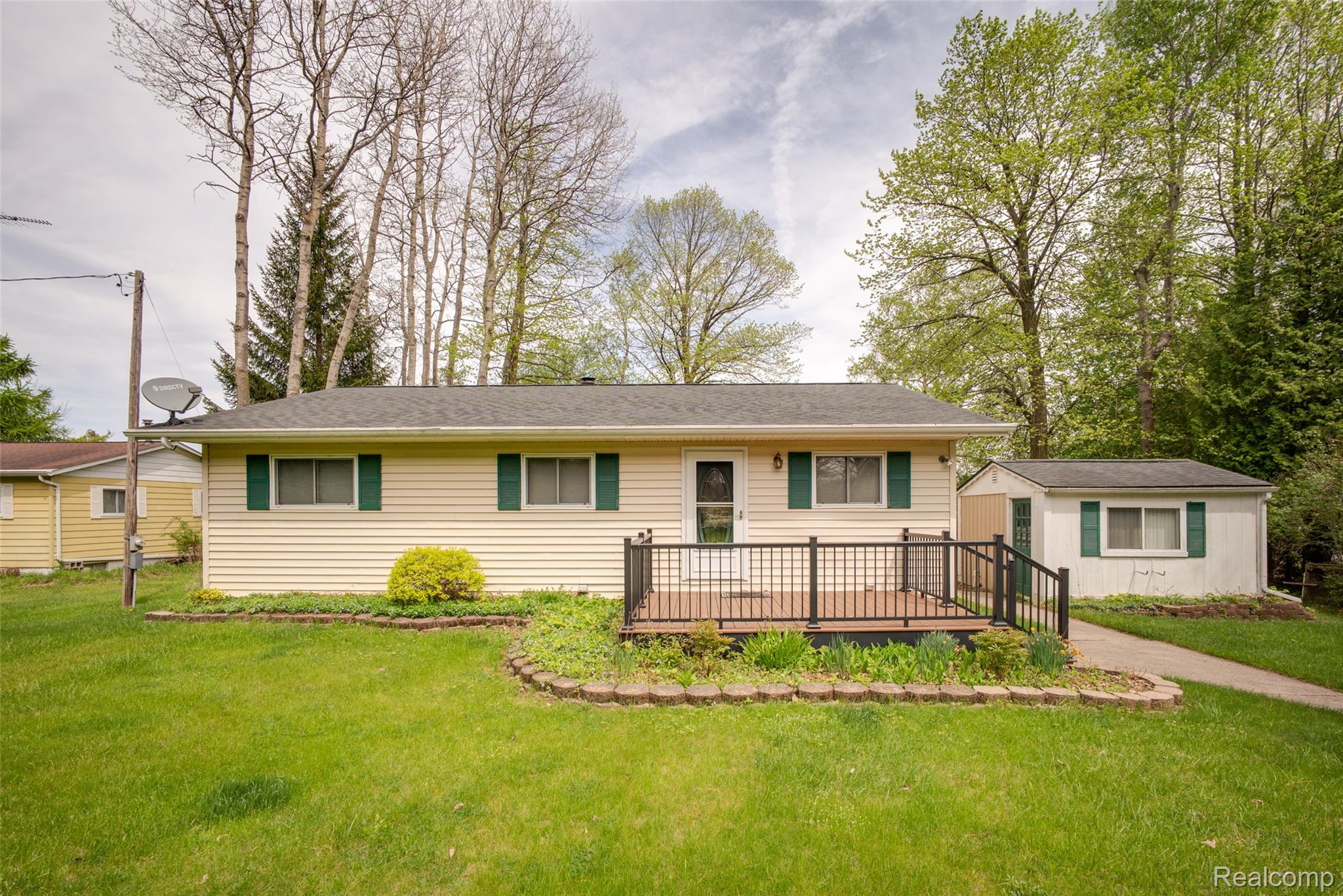 6240, Lakeshore, N, Palms, Michigan, 48465