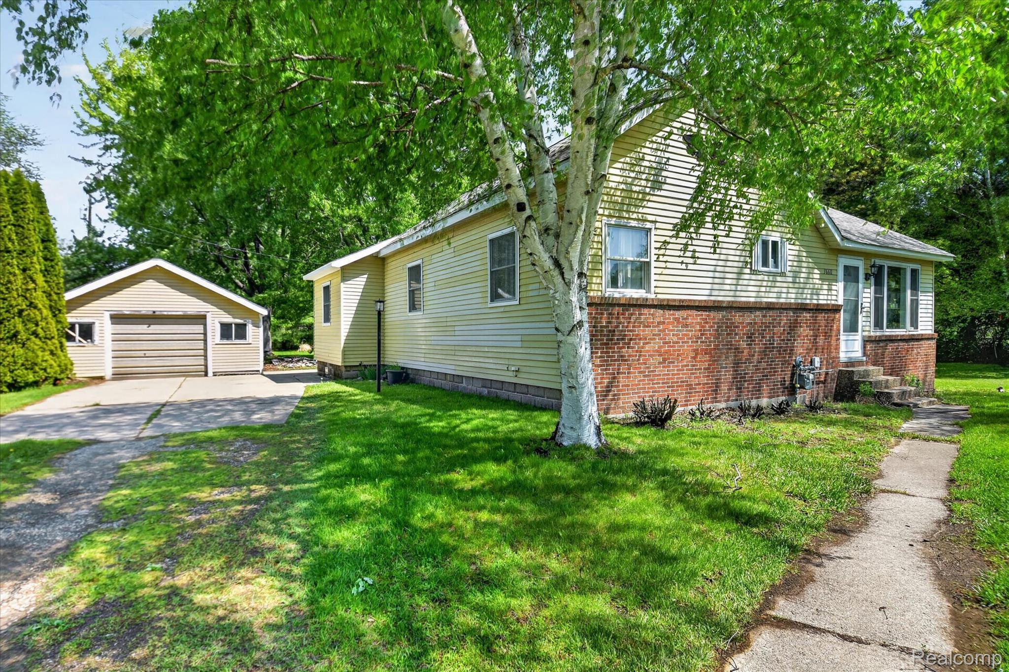 3660, Keewahdin, Fort Gratiot, Michigan, 48059