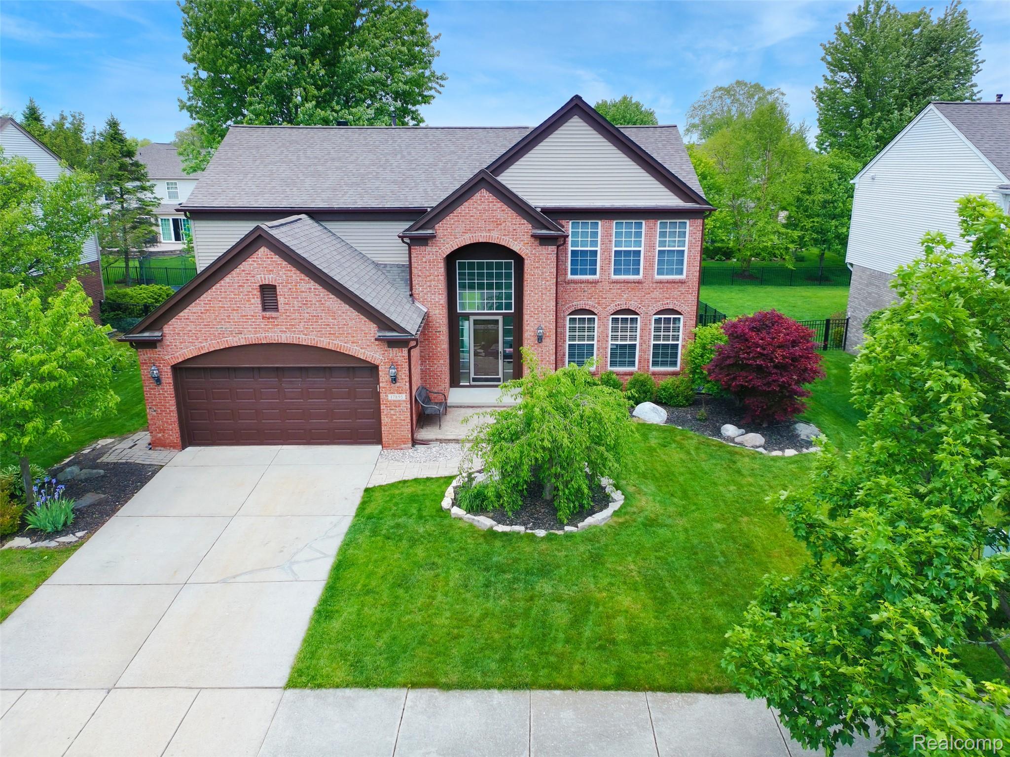 17895, Crystal River, Macomb, Michigan, 48042