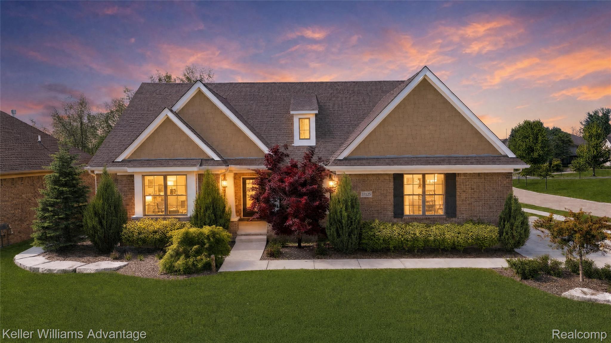 37125, White Tail, Farmington, Michigan, 48335
