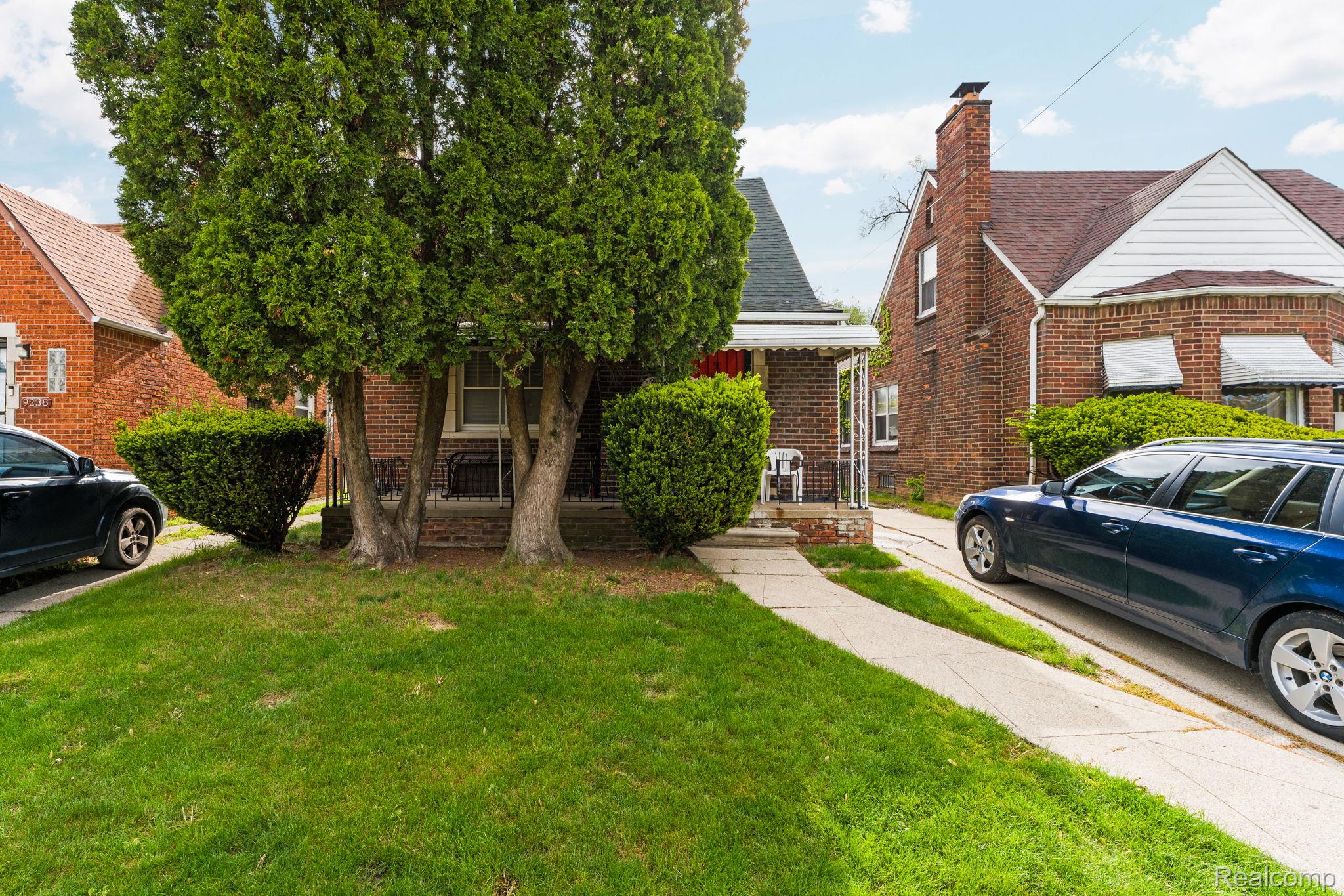 9230, Hartwell, Detroit, Michigan, 48228