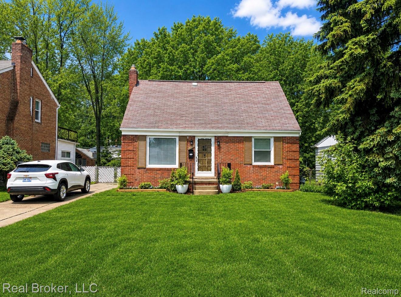 603, Vernier, Grosse Pointe Woods, Michigan, 48236