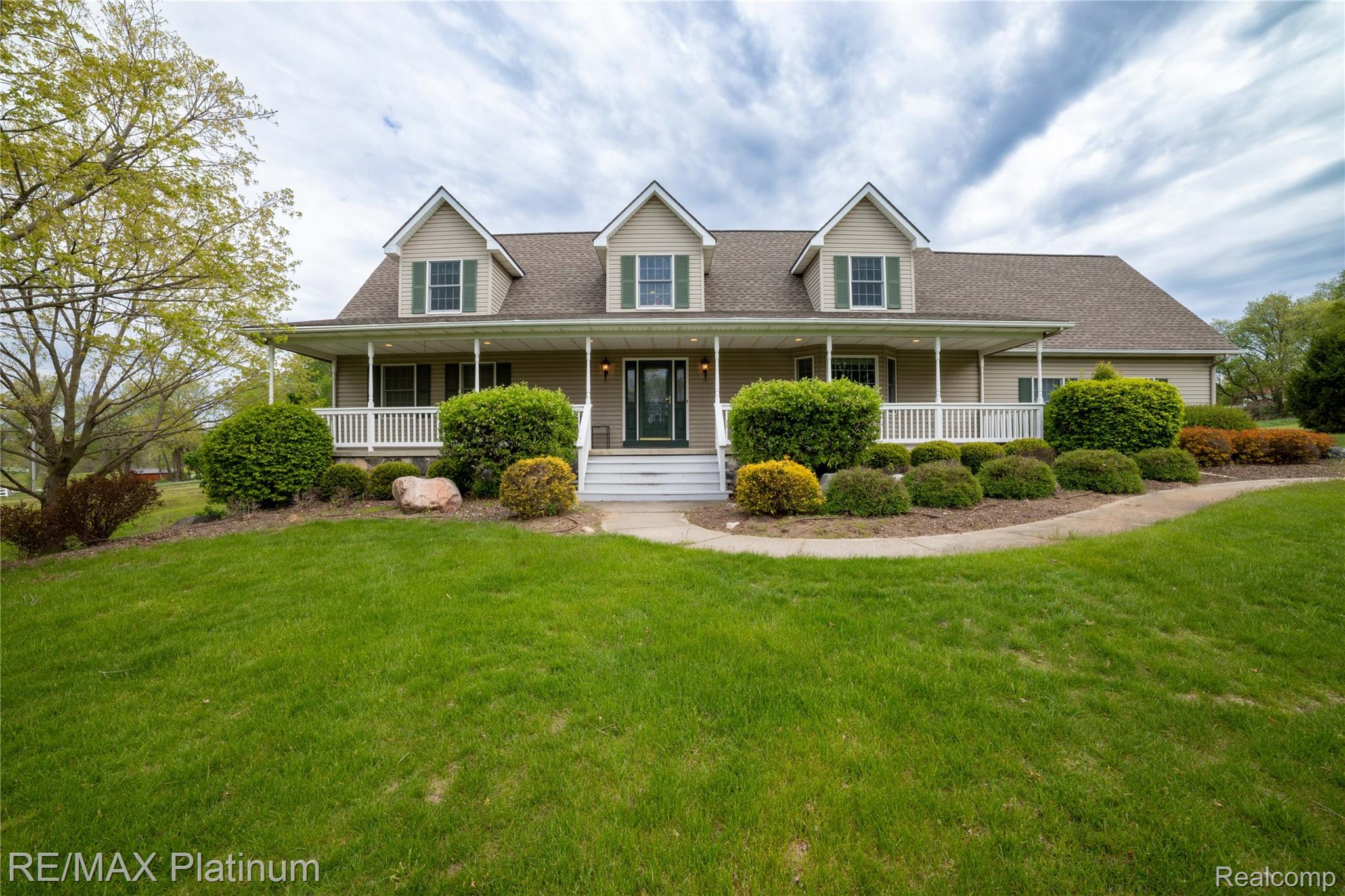 12987, Holtforth, Fenton, Michigan, 48430