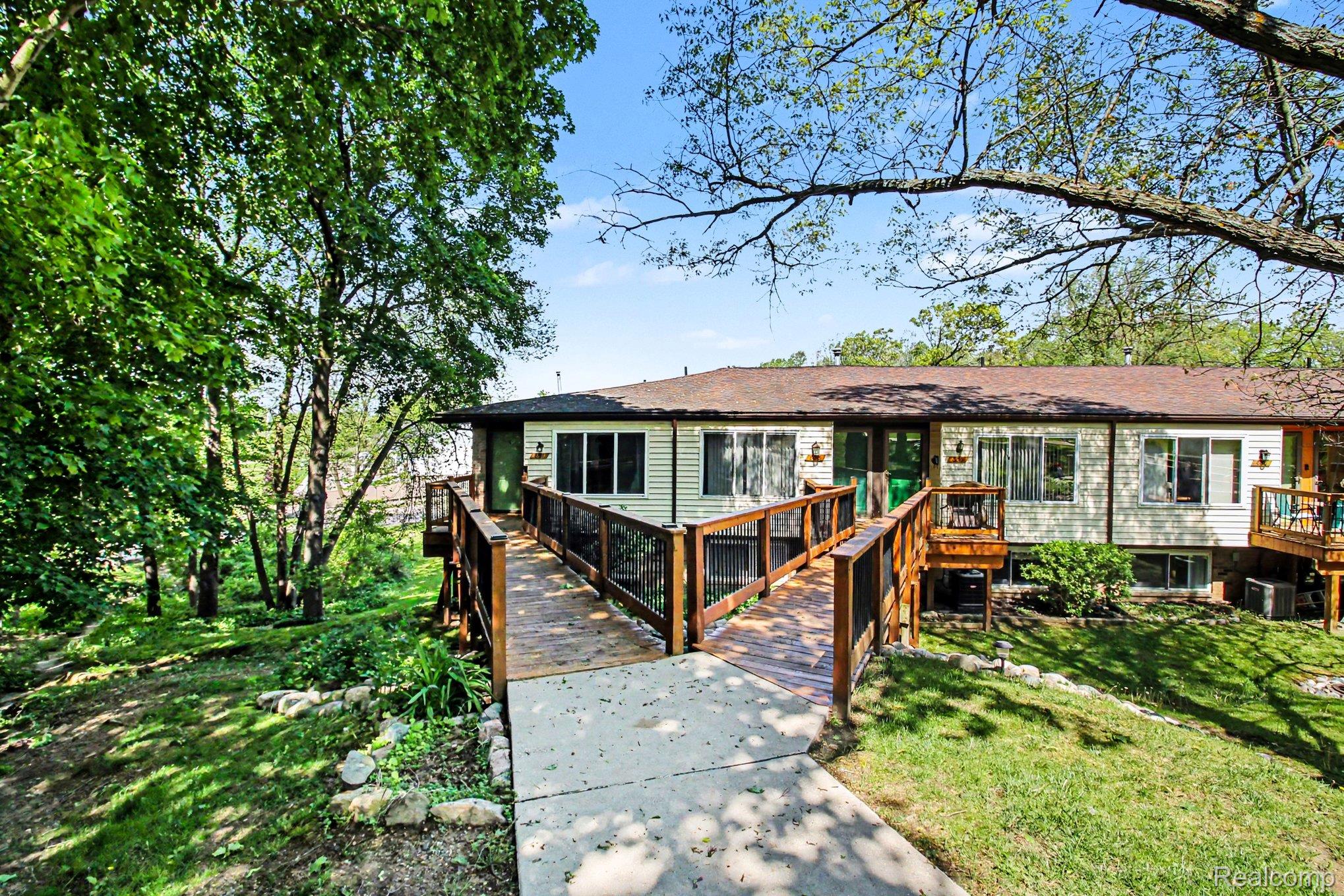 851, Union, #40, Milford, Michigan, 48381