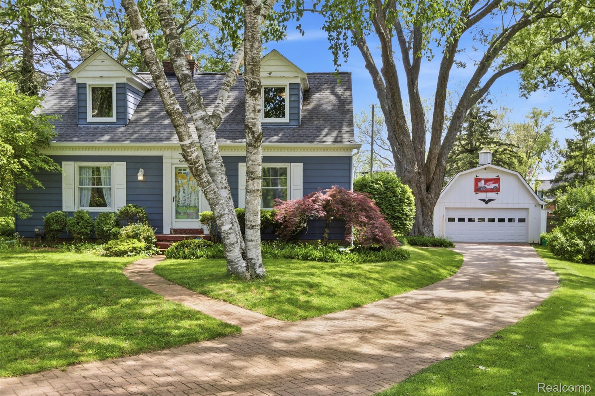 85, Hill Circle, Waterford, Michigan, 48328