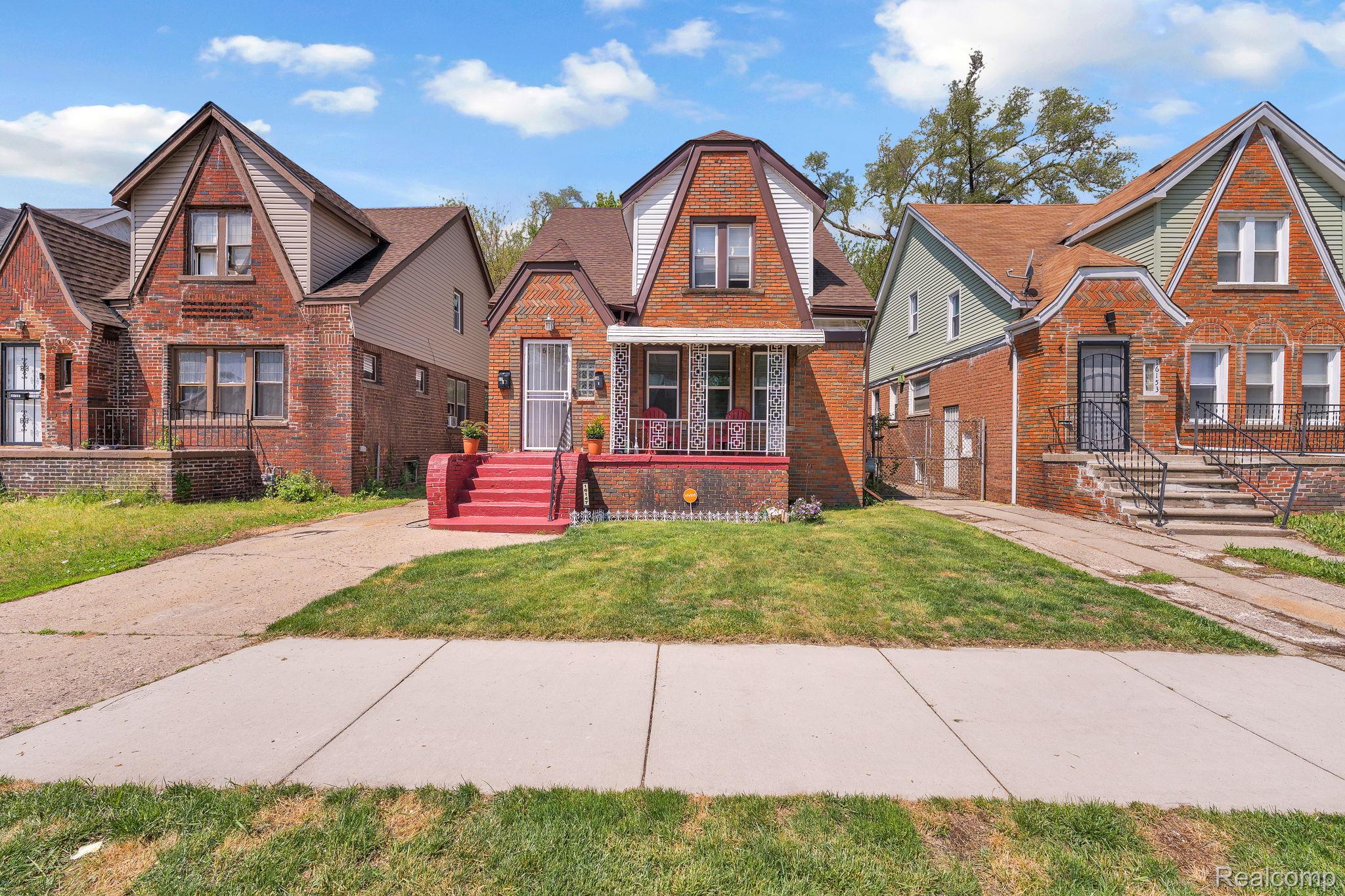 16147, Snowden, Detroit, Michigan, 48235