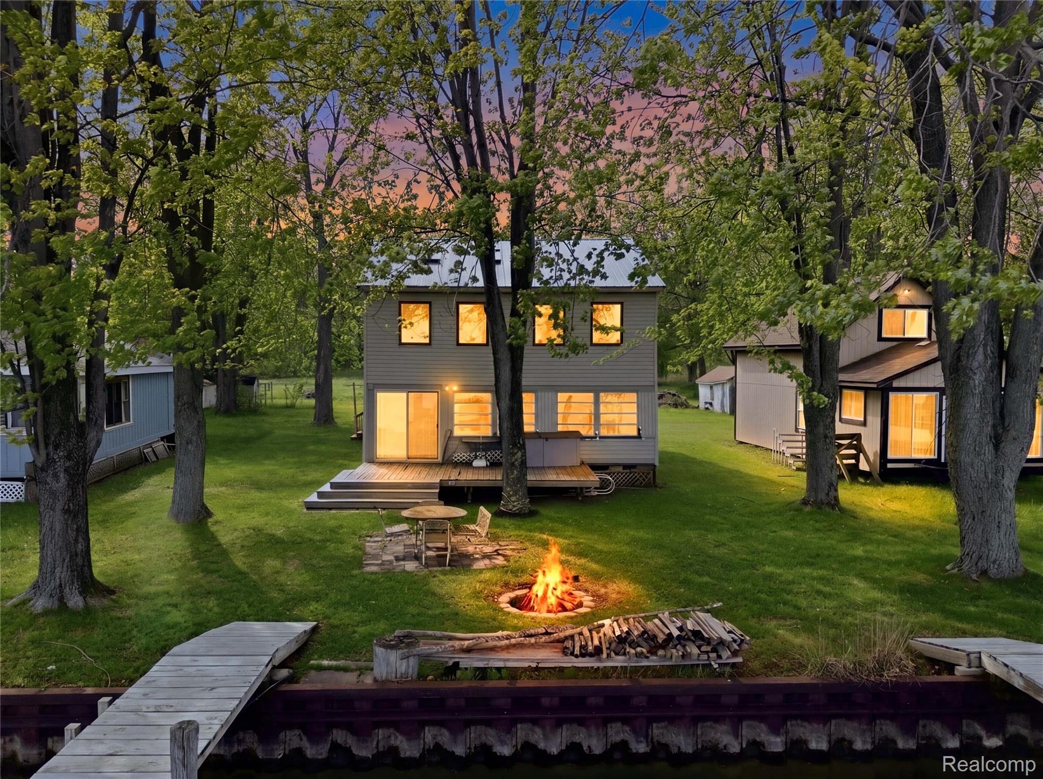 6556, Dickinson, Algonac, Michigan, 48001