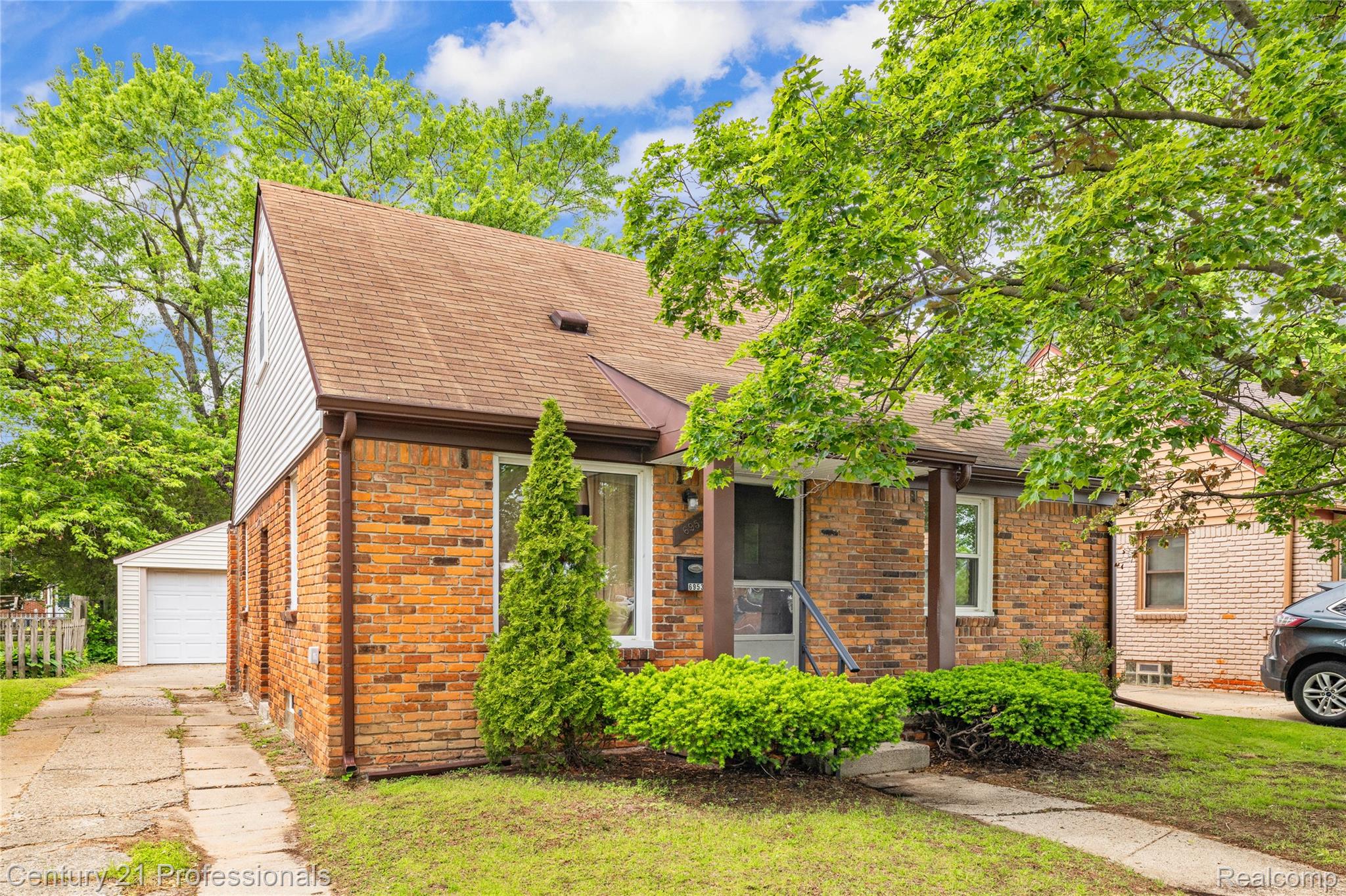 6953, Vernon, Dearborn Heights, Michigan, 48127