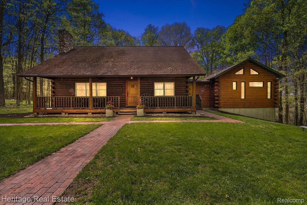 51323, County Road 215, Lawrence, Michigan, 49064