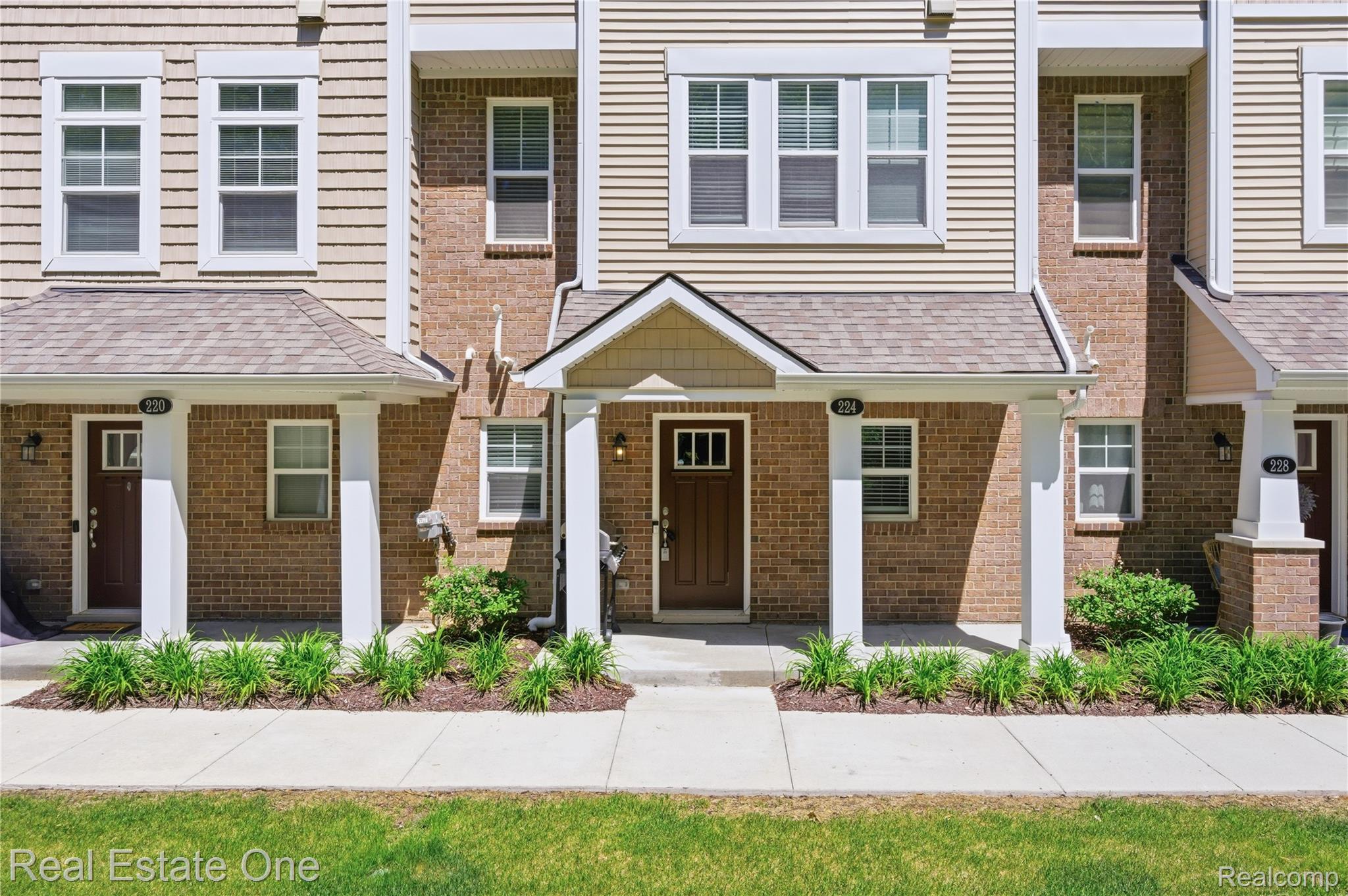 224, Sean, Brighton, Michigan, 48116
