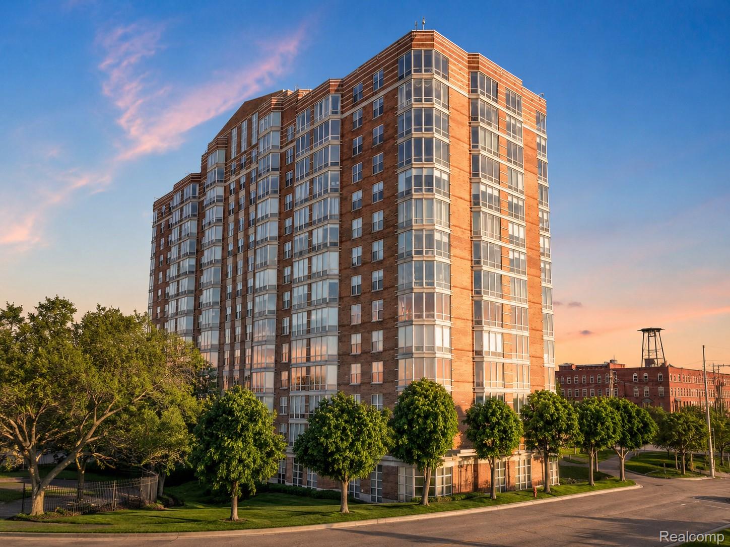 250, Harbortown, #205, Detroit, Michigan, 48207