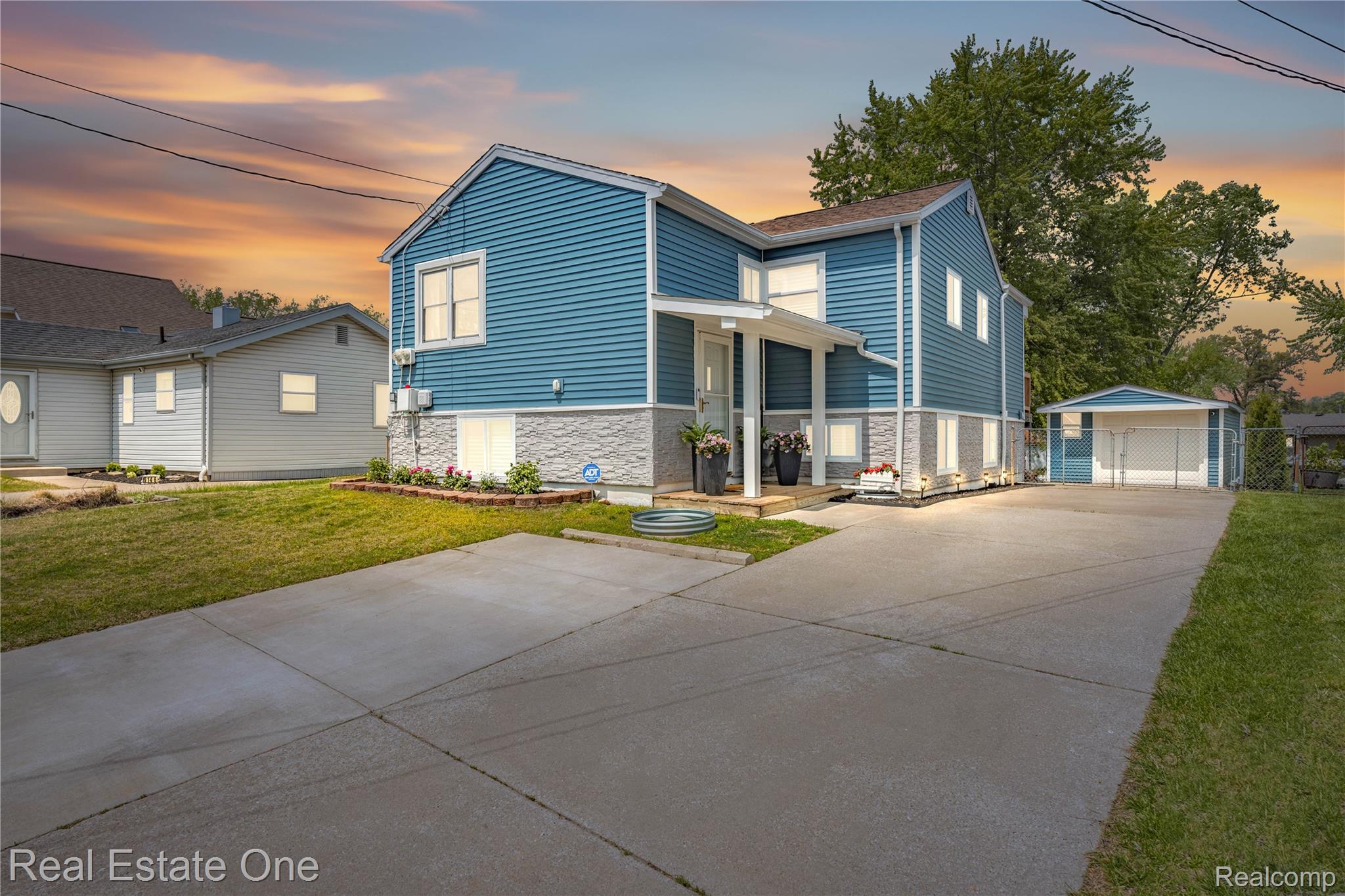 9136, Buckingham, White Lake, Michigan, 48386