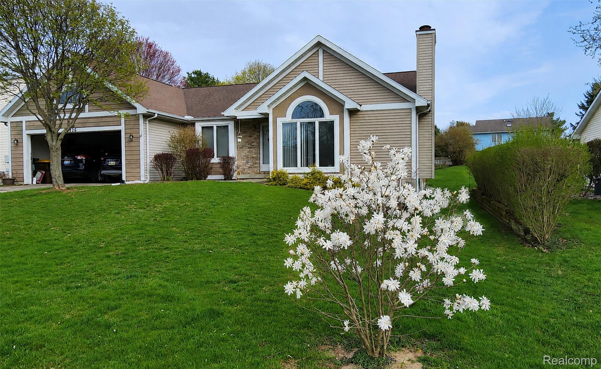 5926, Buttonwood, Haslett, Michigan, 48840