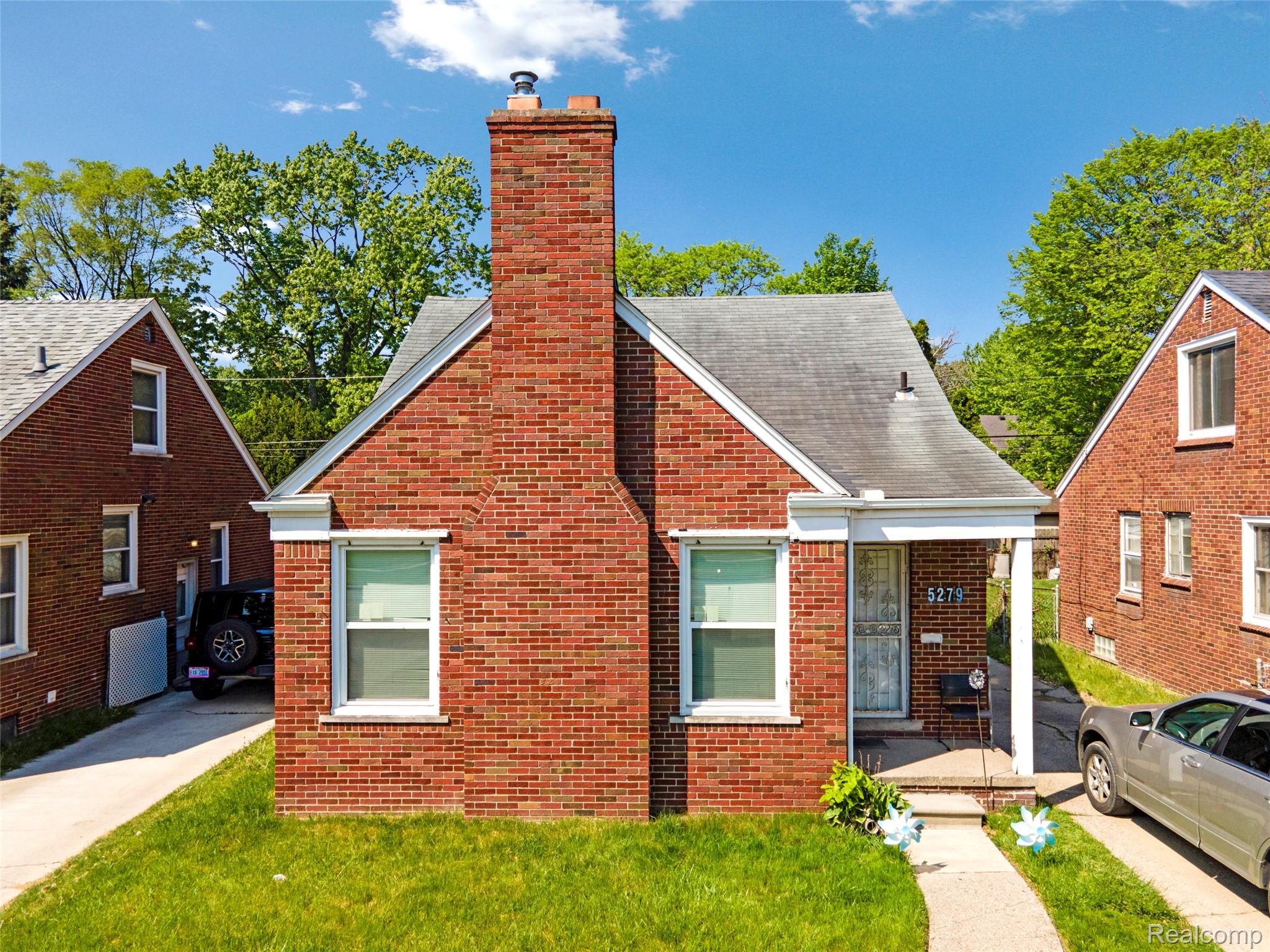 5279, Cadieux, Detroit, Michigan, 48224