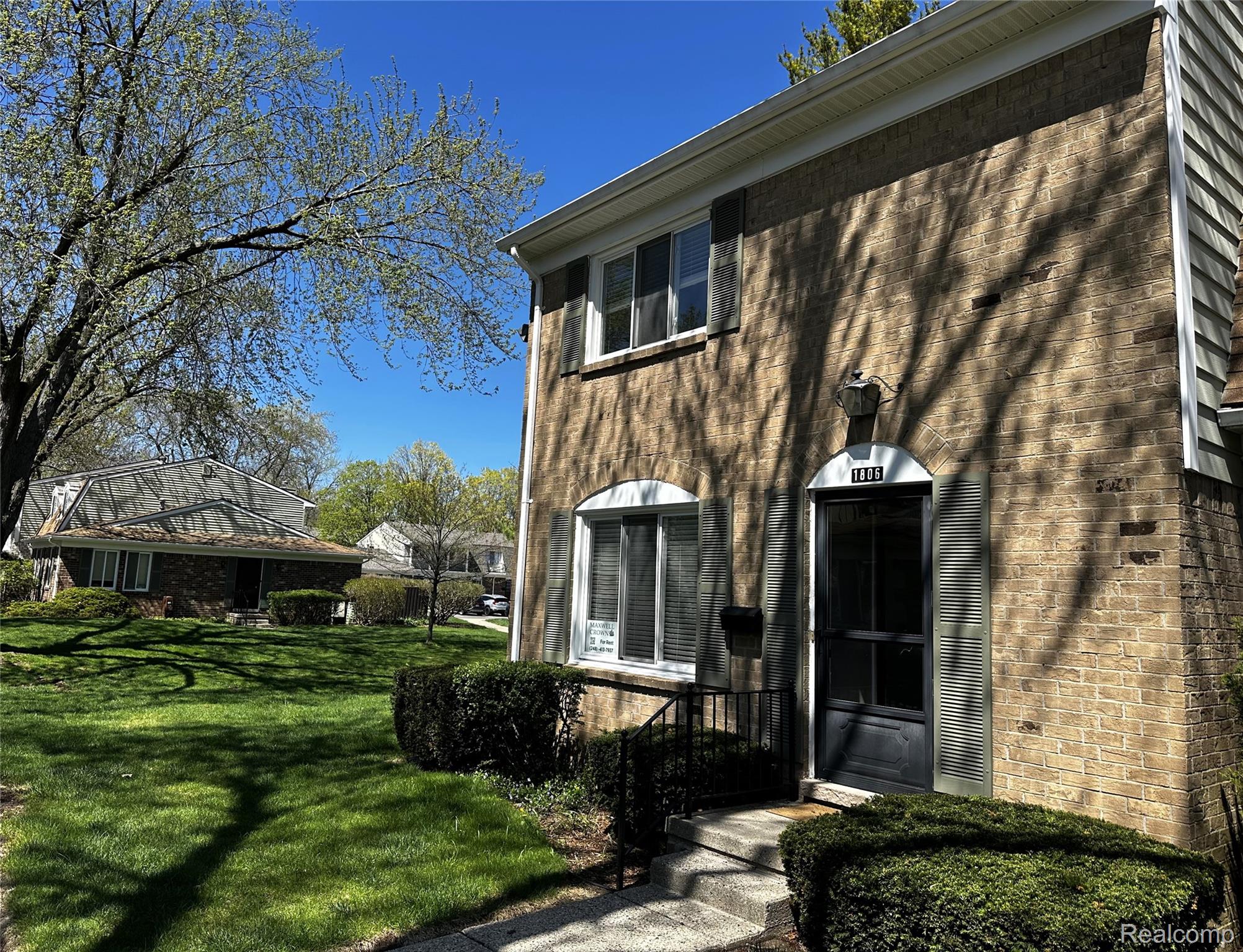 1806, Torquay, N, Royal Oak, Michigan, 48073