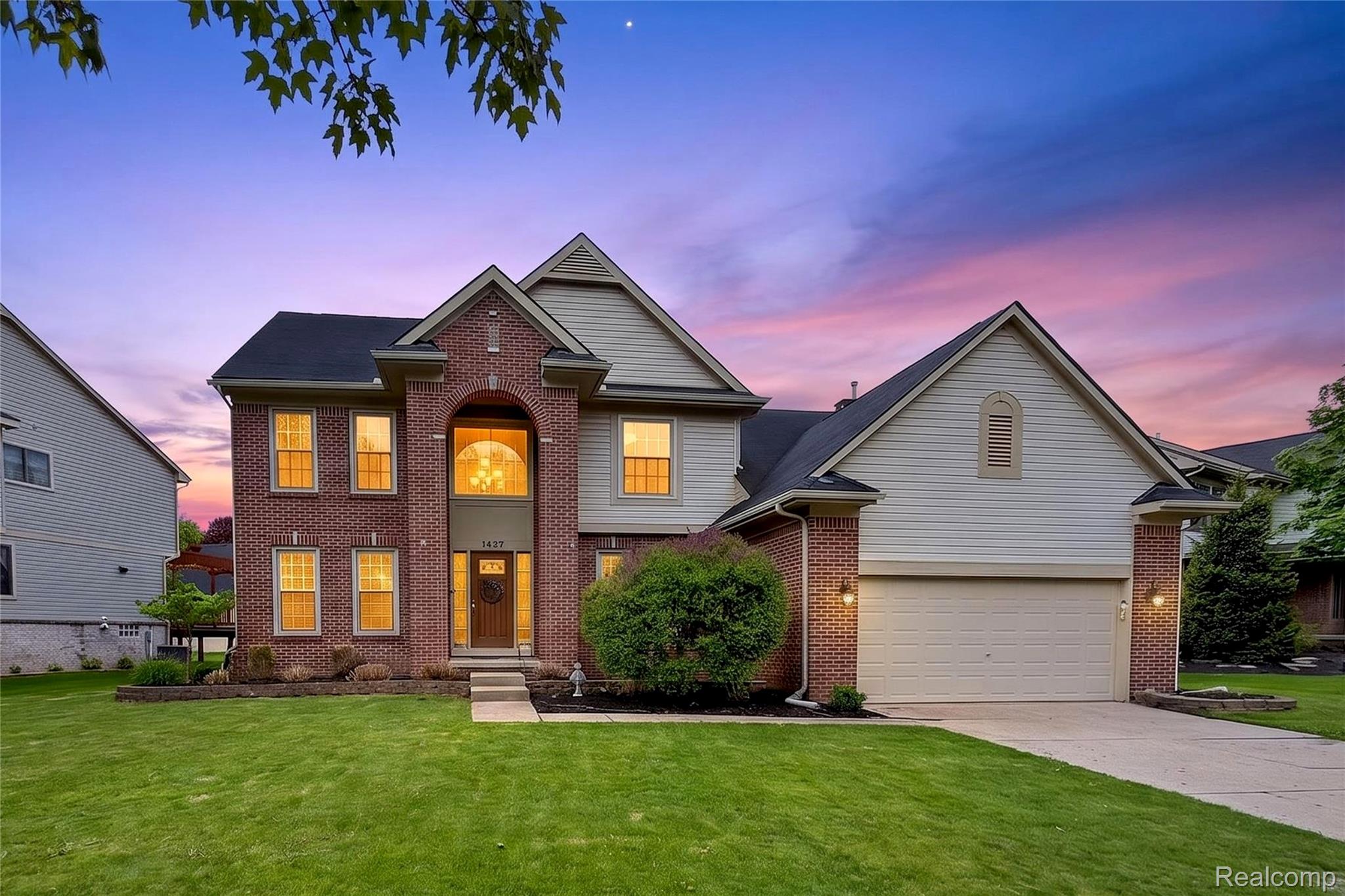 1427, Trailside, Wixom, Michigan, 48393