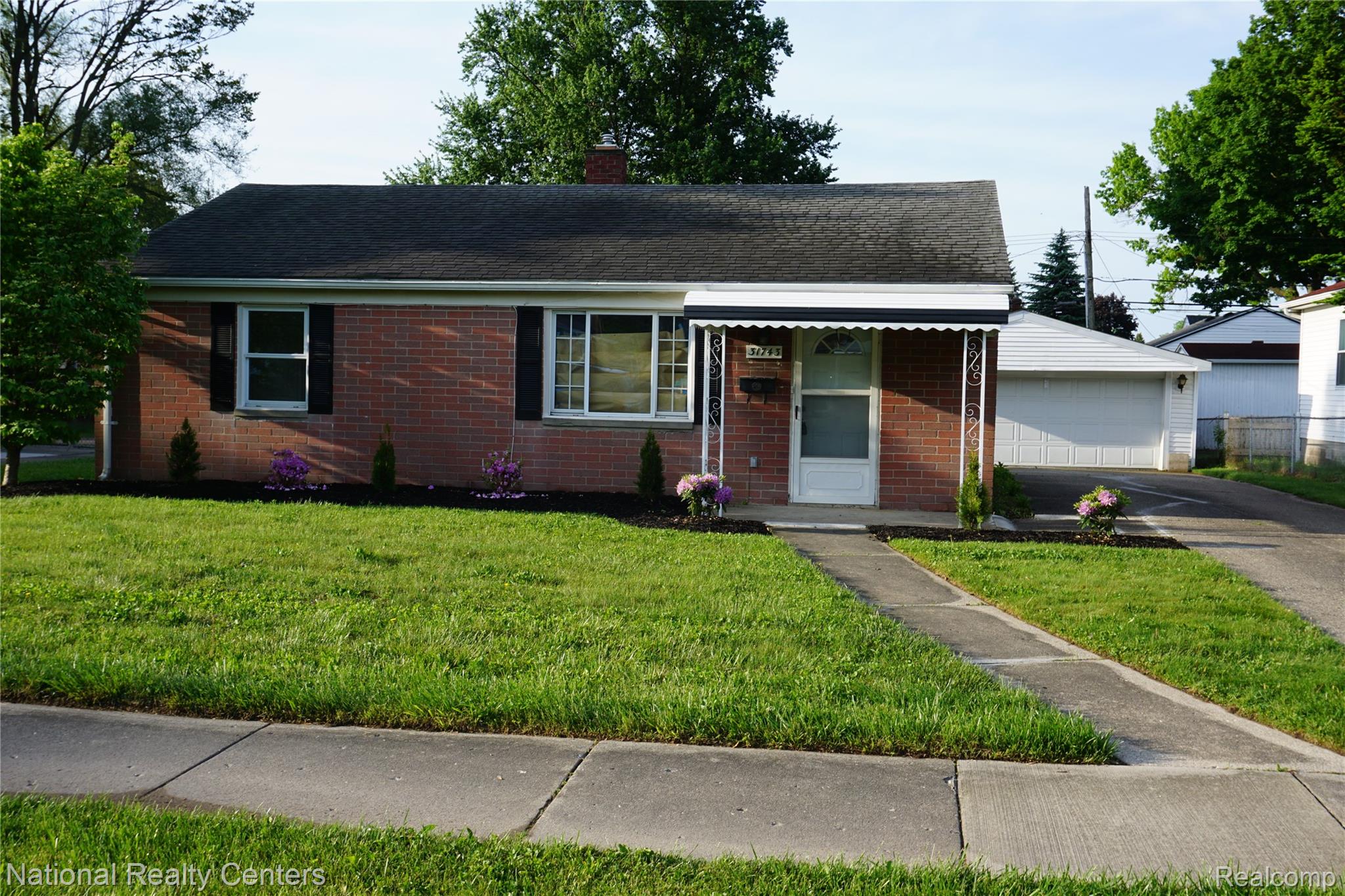 31743, Rush, Garden City, Michigan, 48135