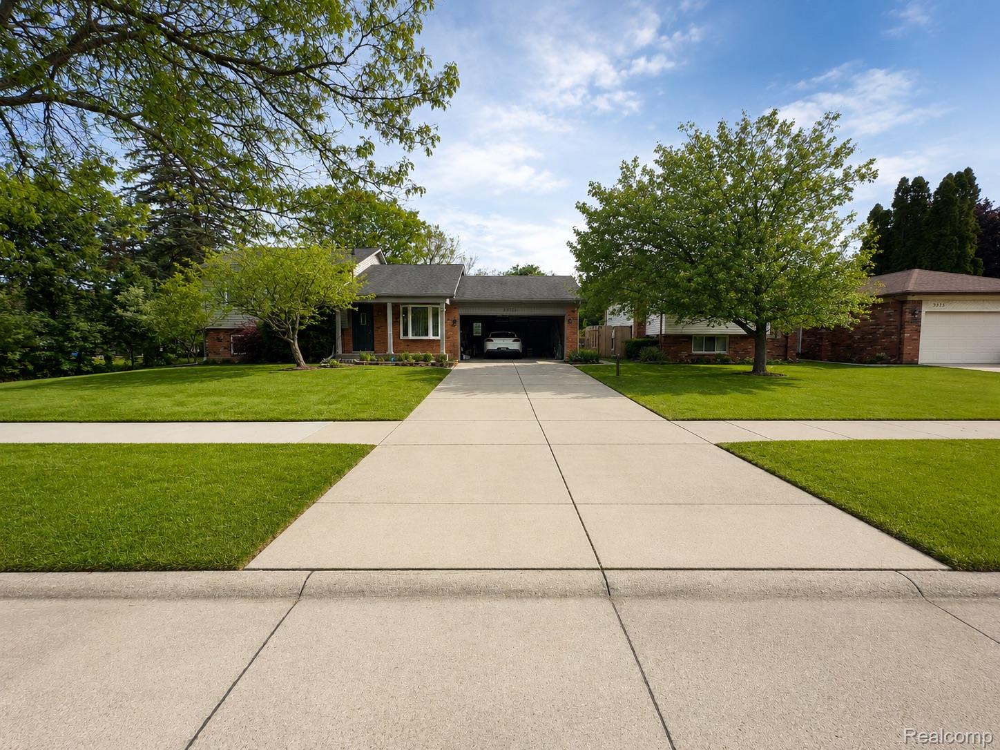 3757, Oxley, Troy, Michigan, 48083