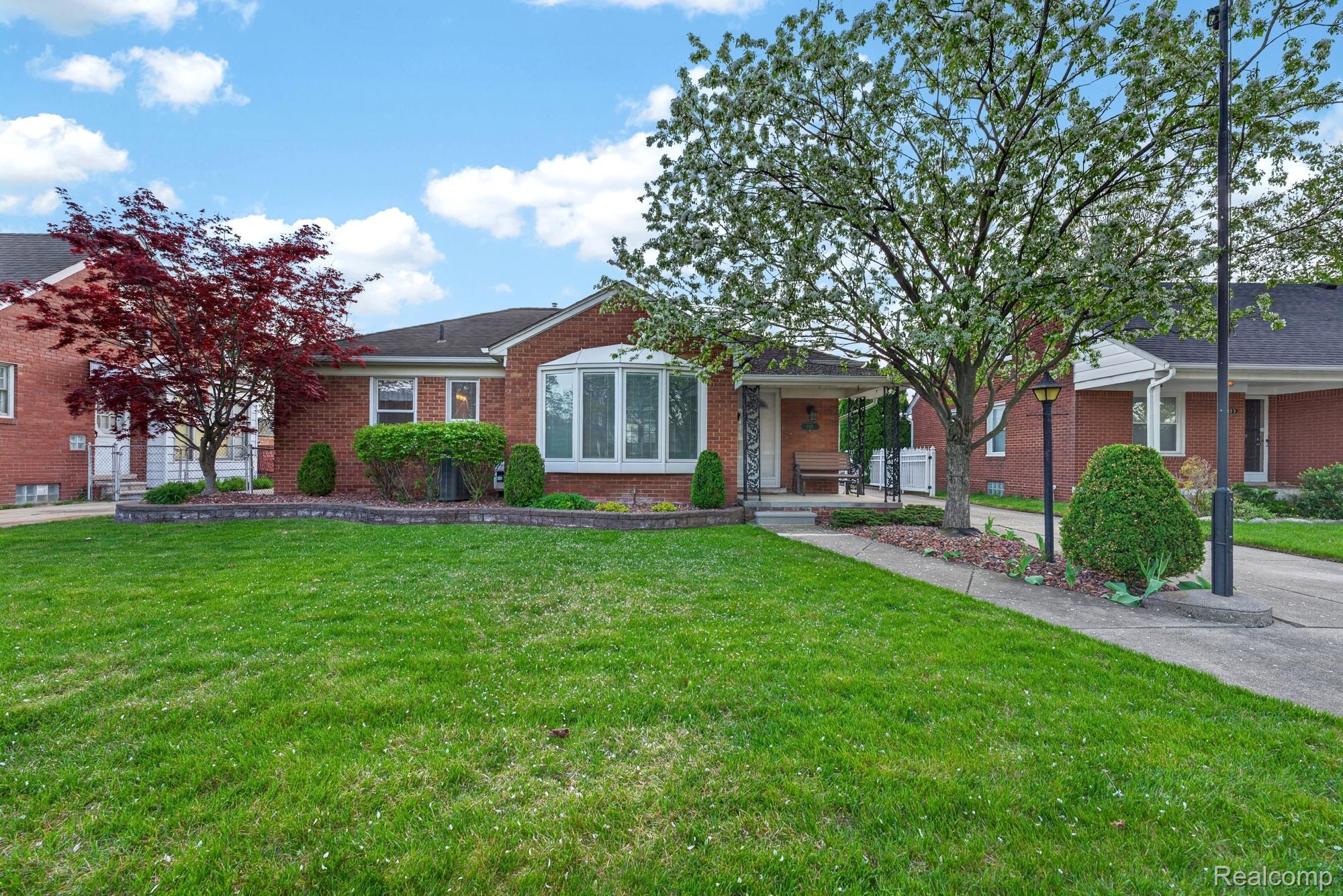 2315, 19th, Wyandotte, Michigan, 48192