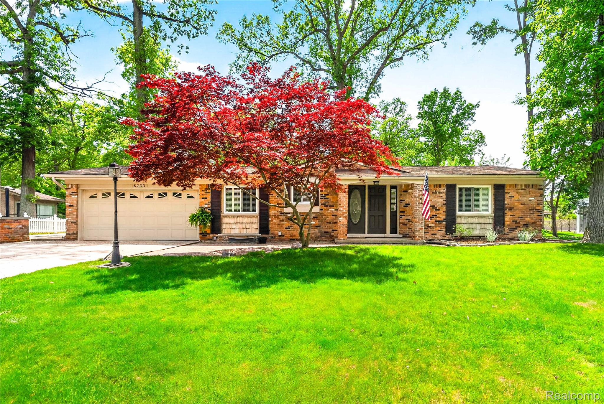 8733, Woodside, Grosse Ile, Michigan, 48138