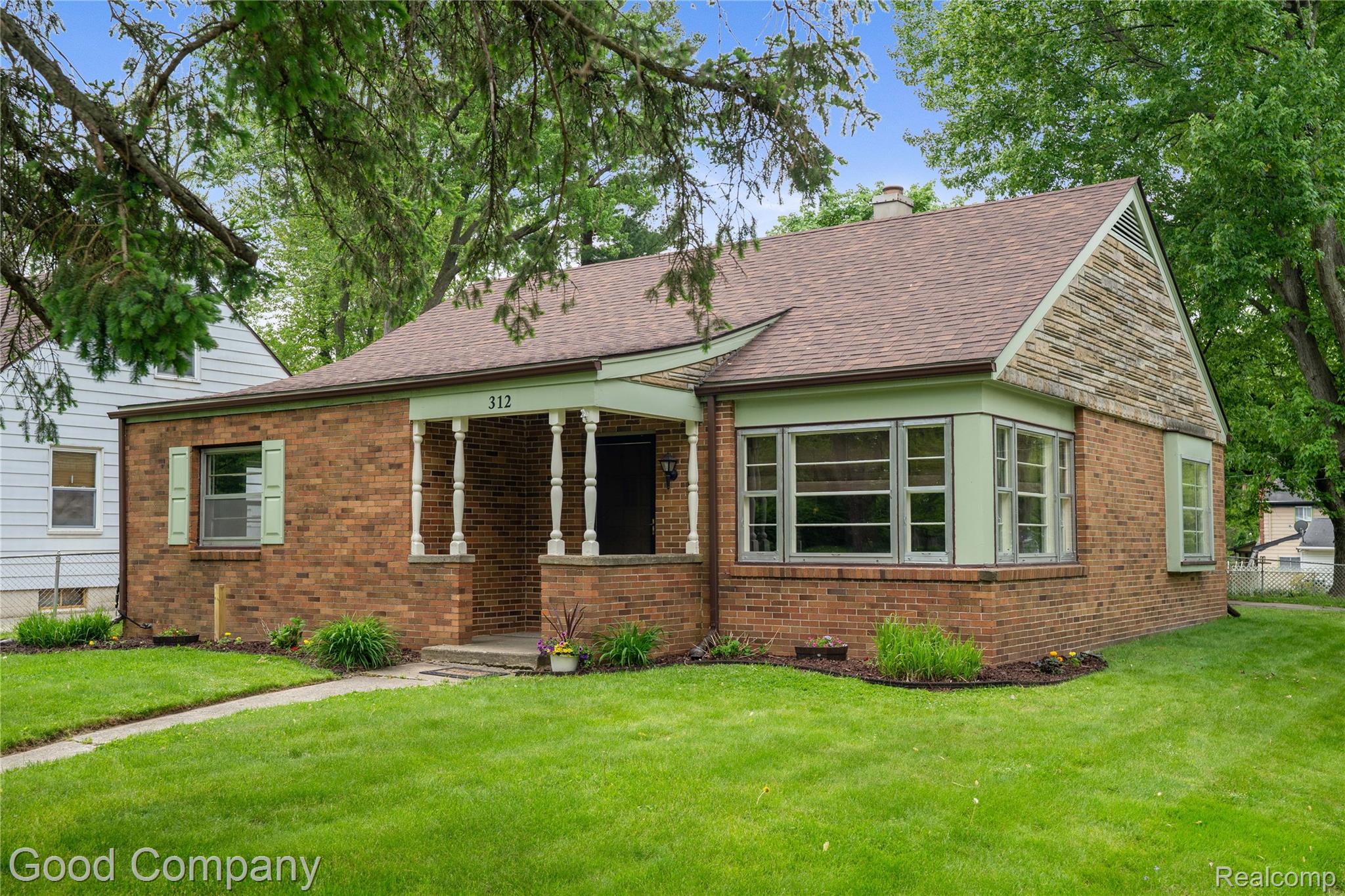312, Dover, Waterford, Michigan, 48328
