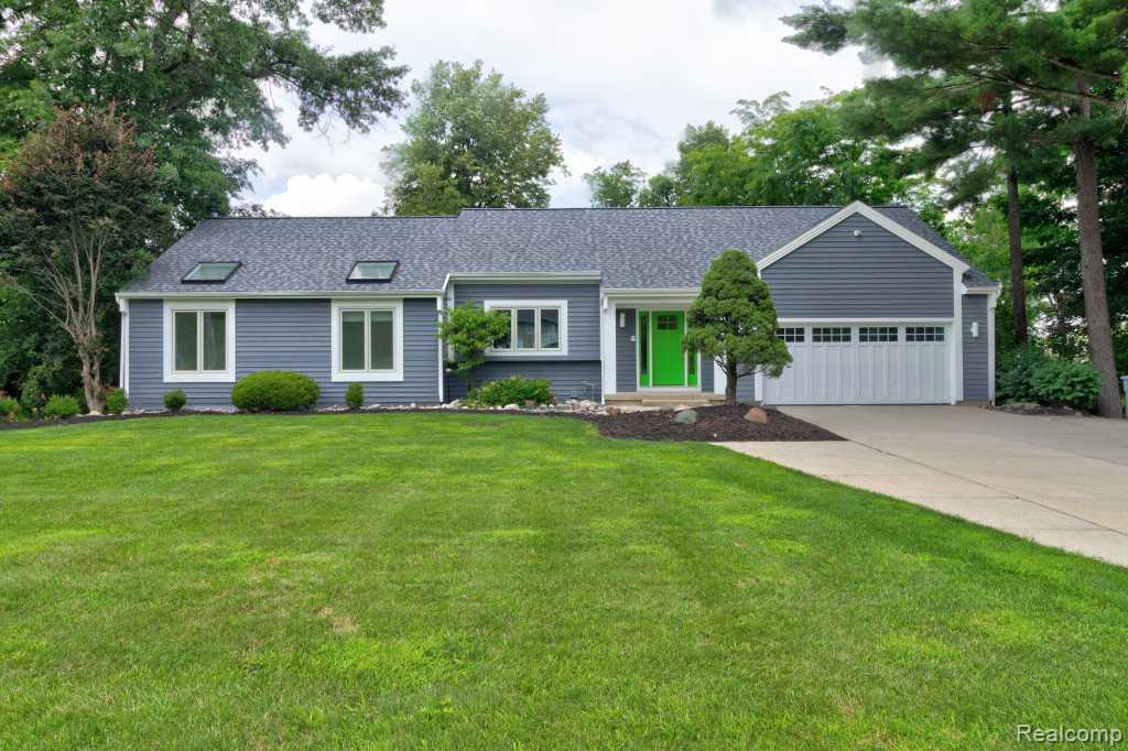 2973, Thorncrest, SE, Grand Rapids, Michigan, 49546
