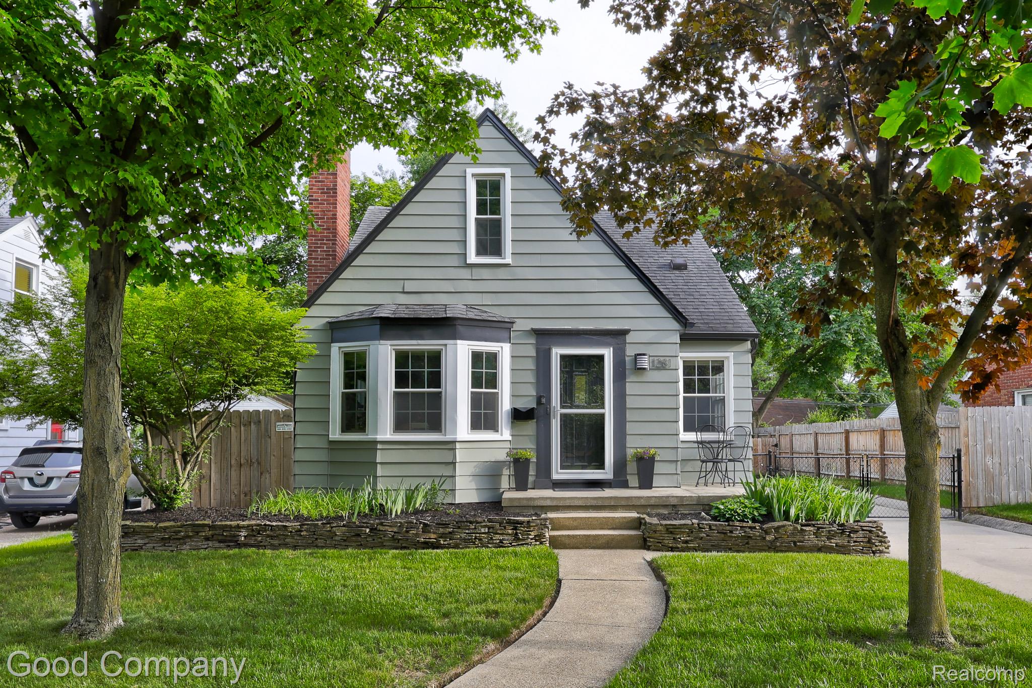 1281, Saratoga, Ferndale, Michigan, 48220