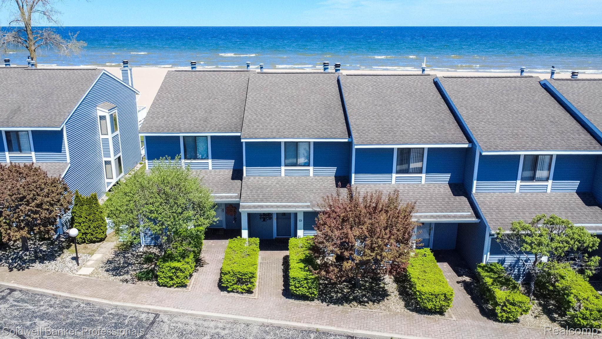 271, Chrysler, #Unit 19, Oscoda, Michigan, 48750