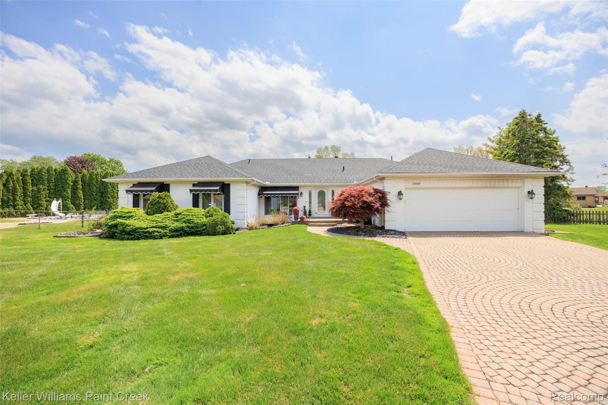 38880, Sahr, Clinton Township, Michigan, 48038