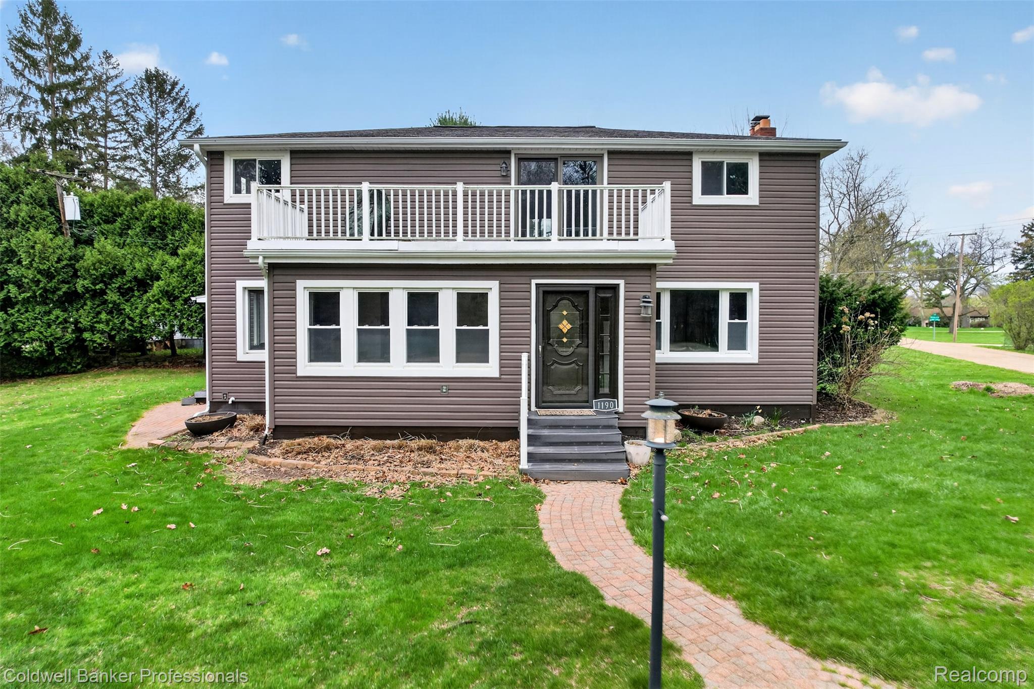 1190, Olander, Lapeer, Michigan, 48446