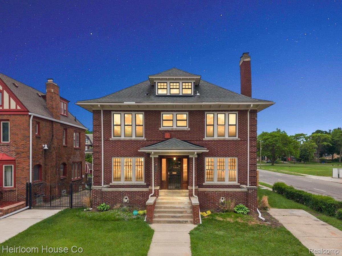 1755, Boston, Detroit, Michigan, 48206