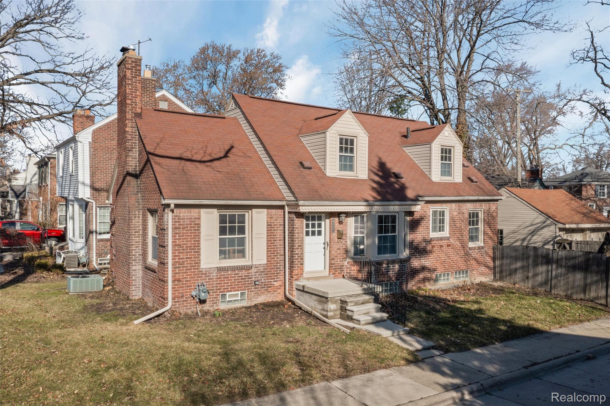 20701, Toles, Grosse Pointe Woods, Michigan, 48236